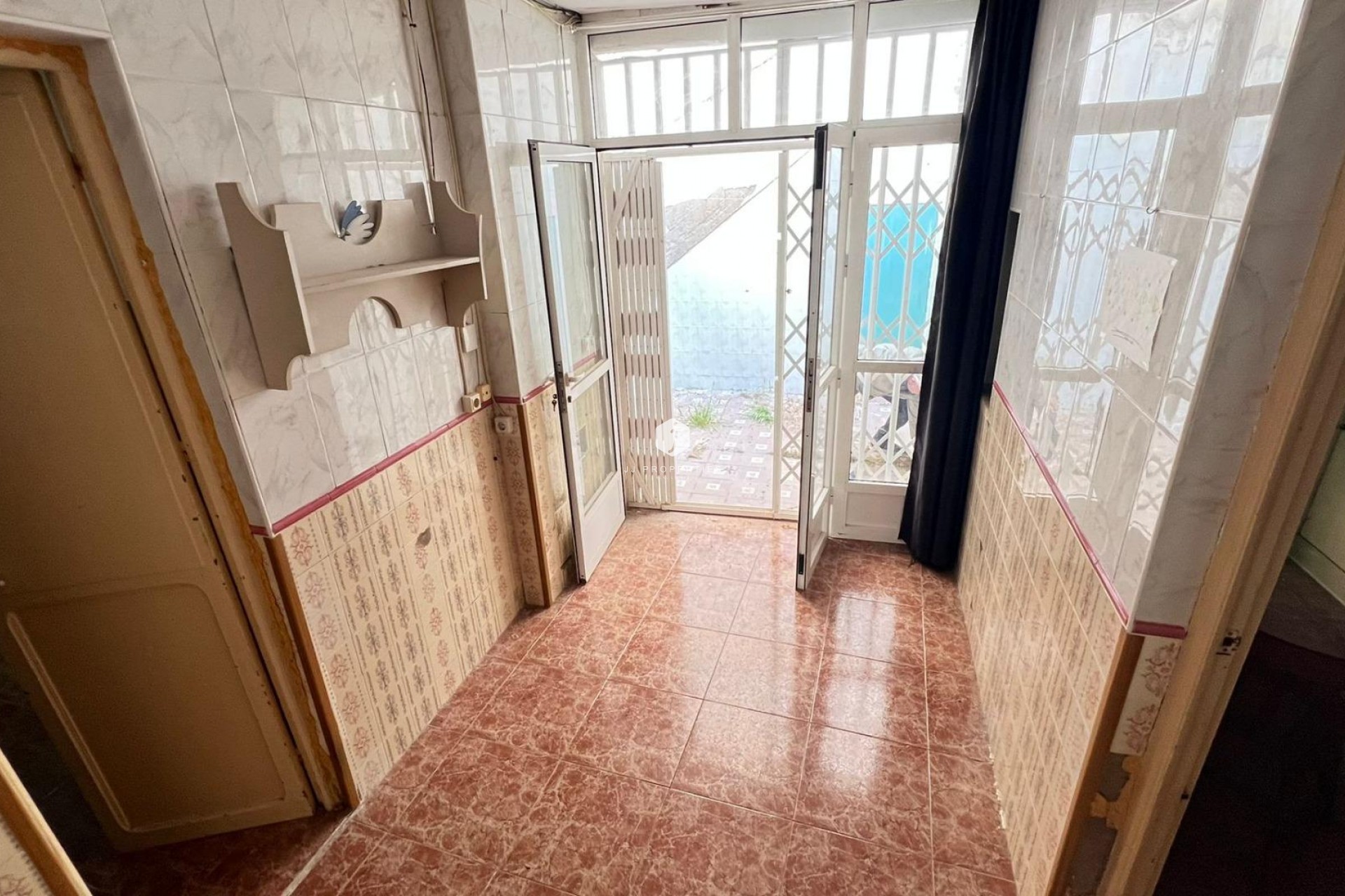 Segunda mano - Apartamento / piso -
Torrevieja