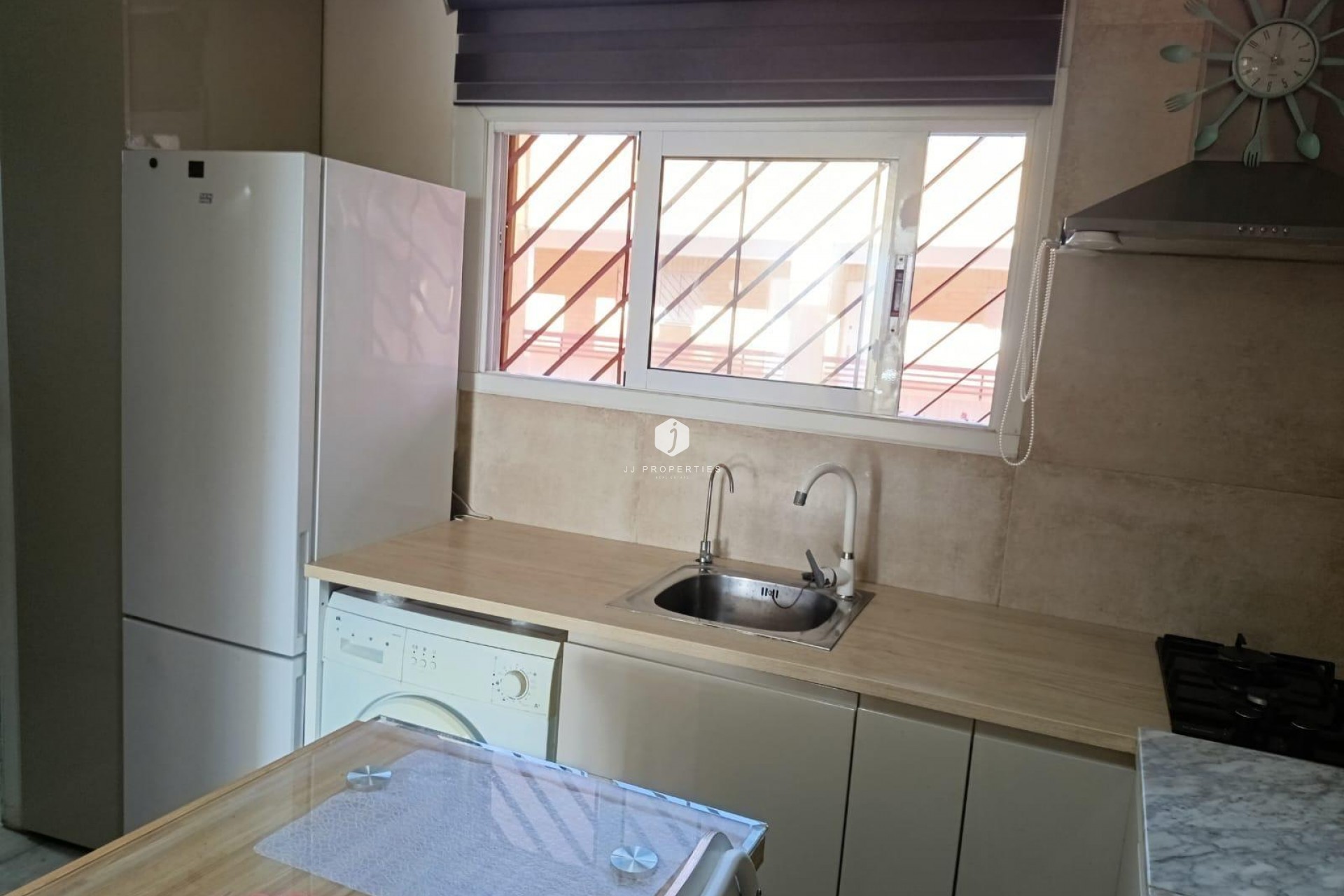 Segunda mano - Apartamento / piso -
Torrevieja