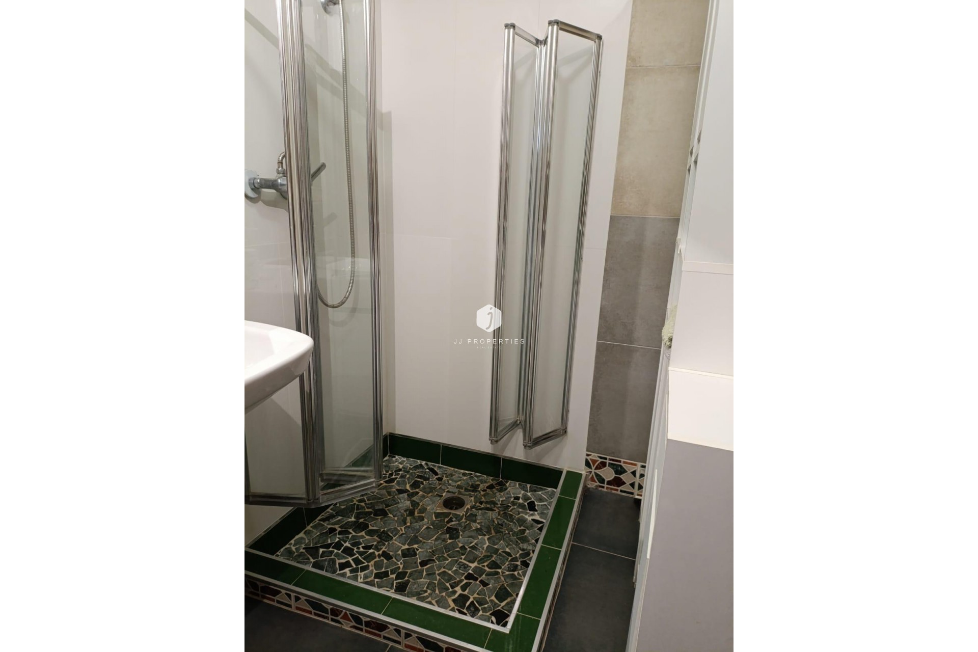 Segunda mano - Apartamento / piso -
Torrevieja