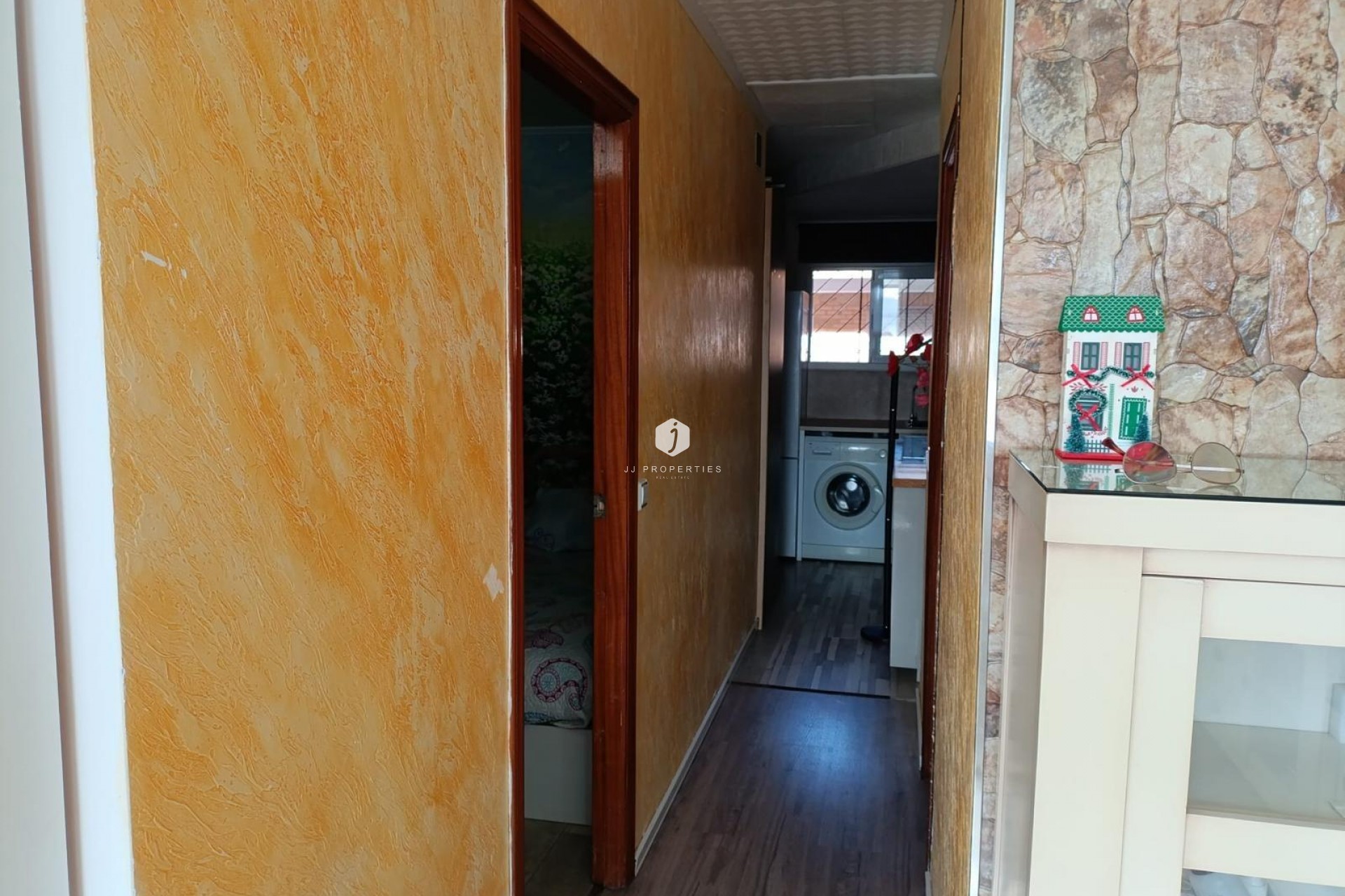 Segunda mano - Apartamento / piso -
Torrevieja