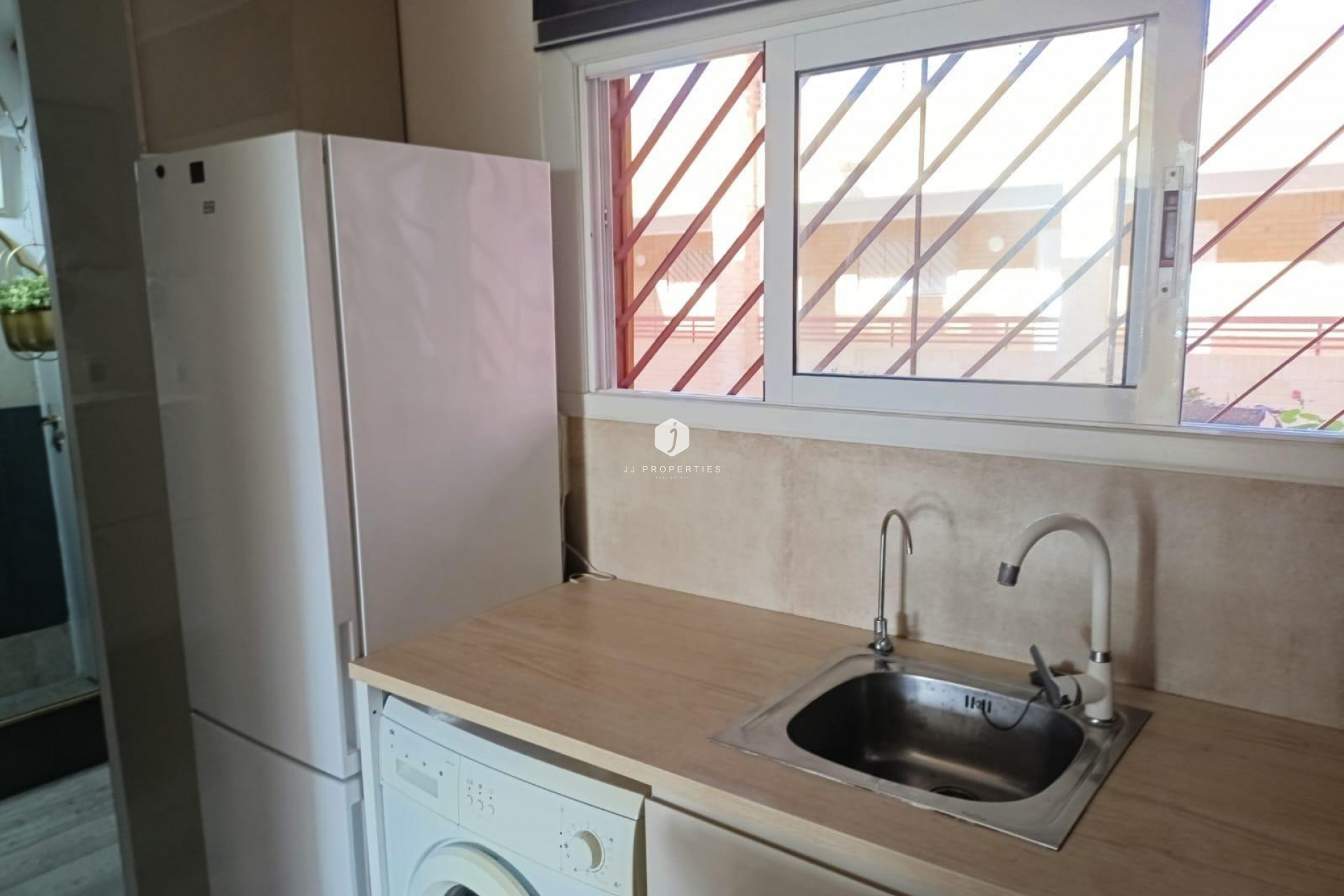 Segunda mano - Apartamento / piso -
Torrevieja