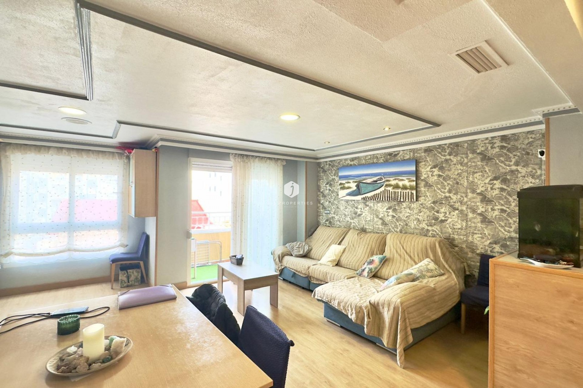 Segunda mano - Apartamento / piso -
Torrevieja