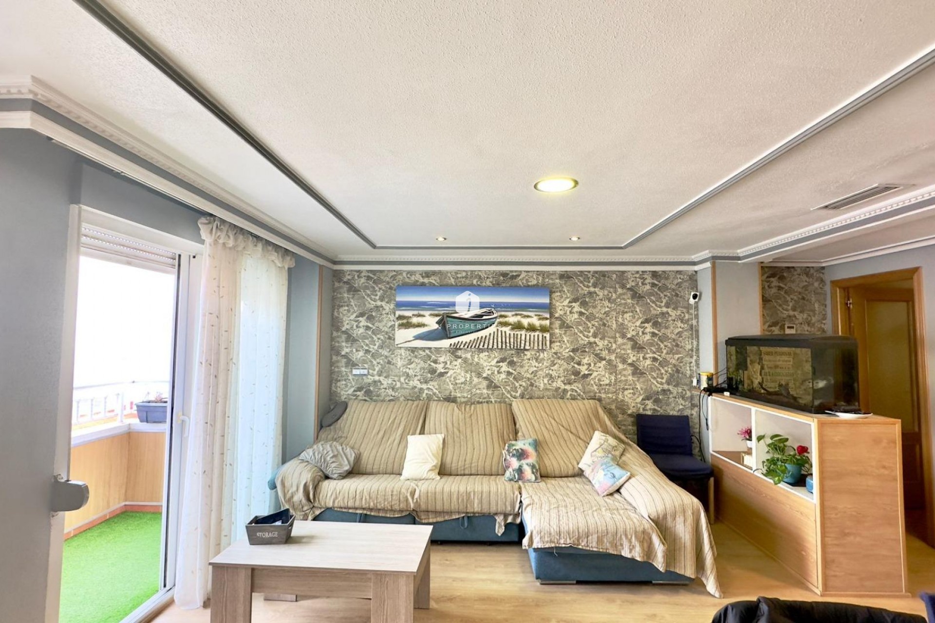 Segunda mano - Apartamento / piso -
Torrevieja