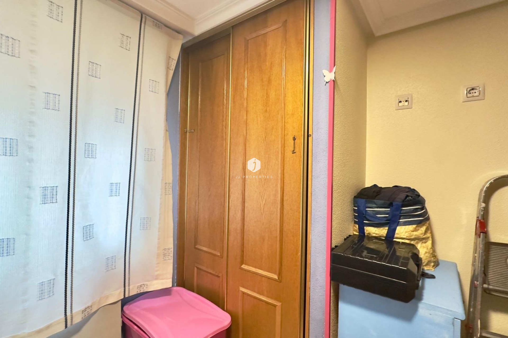 Segunda mano - Apartamento / piso -
Torrevieja