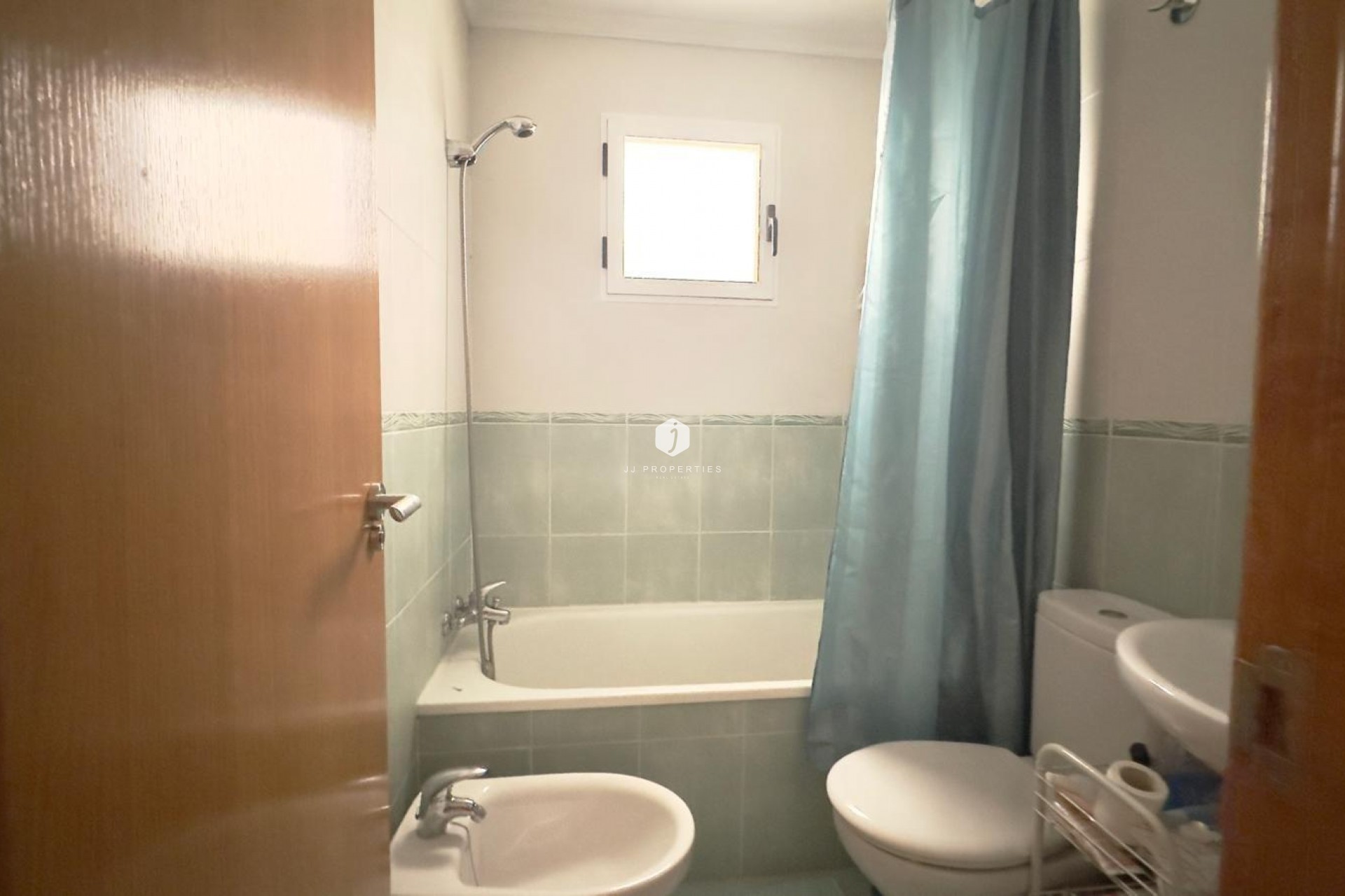 Segunda mano - Apartamento / piso -
Torrevieja