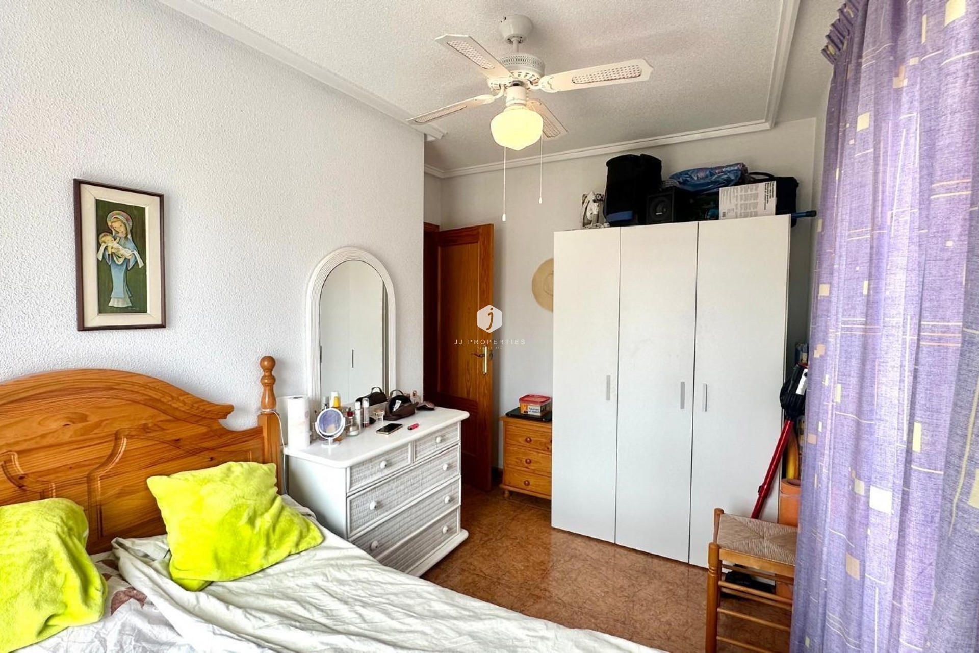 Segunda mano - Apartamento / piso -
Torrevieja