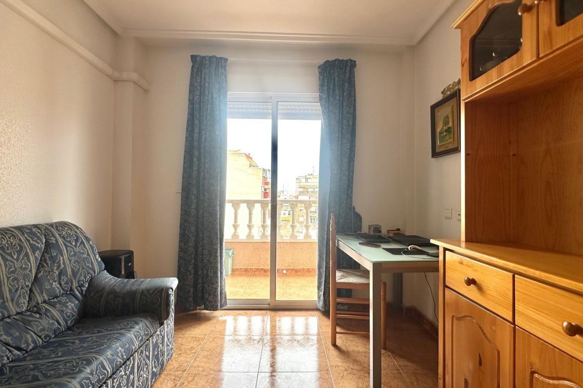 Segunda mano - Apartamento / piso -
Torrevieja