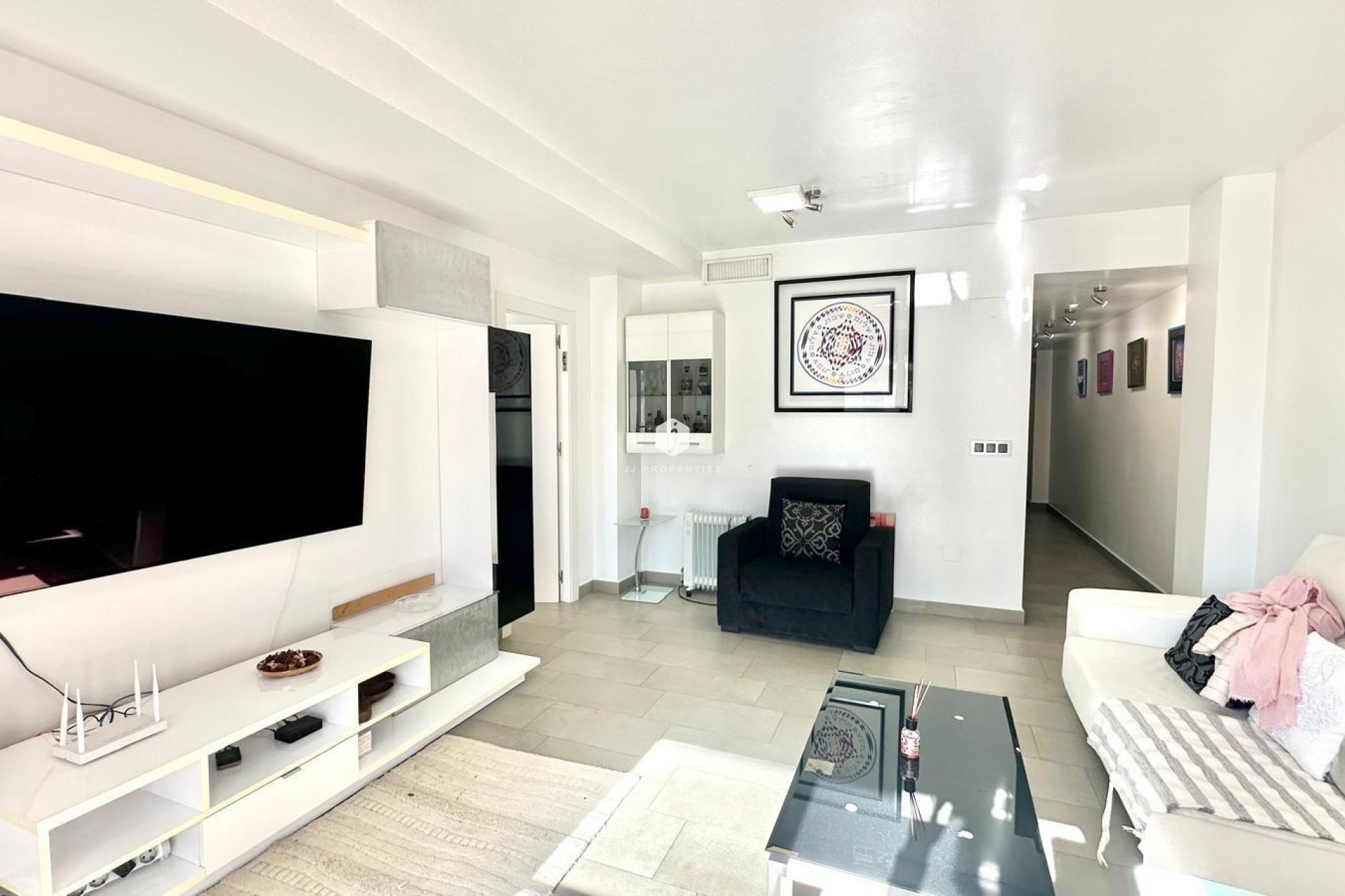 Segunda mano - Apartamento / piso -
Torrevieja