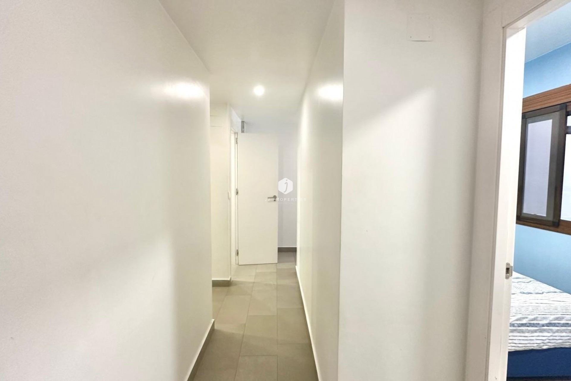 Segunda mano - Apartamento / piso -
Torrevieja