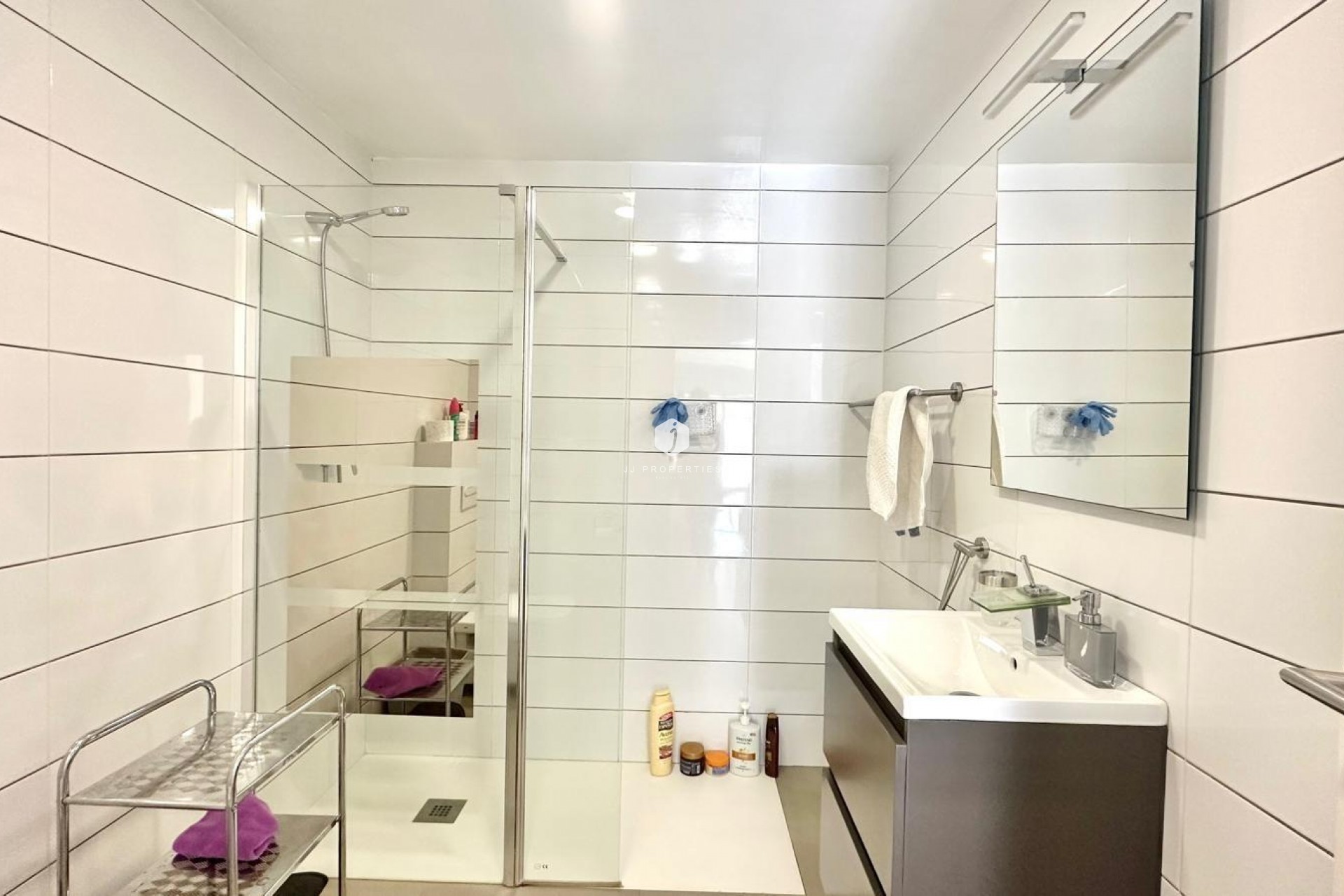 Segunda mano - Apartamento / piso -
Torrevieja