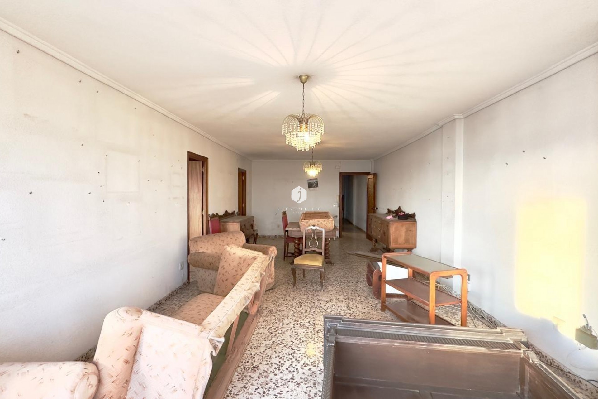 Segunda mano - Apartamento / piso -
Torrevieja