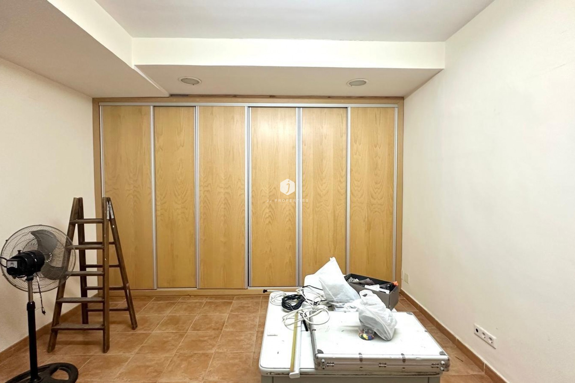 Segunda mano - Apartamento / piso -
Torrevieja