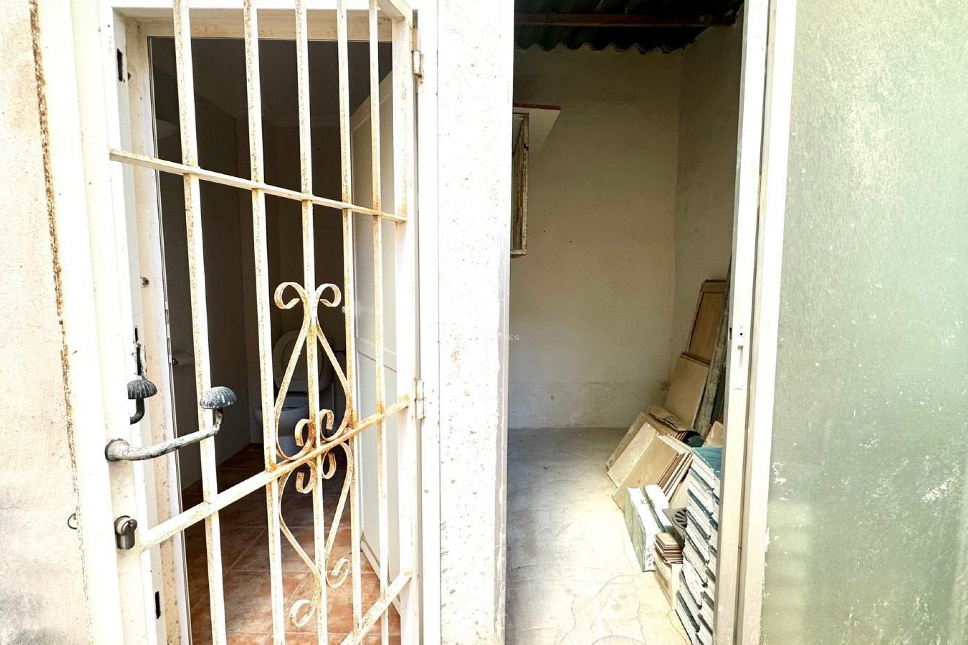 Segunda mano - Apartamento / piso -
Torrevieja