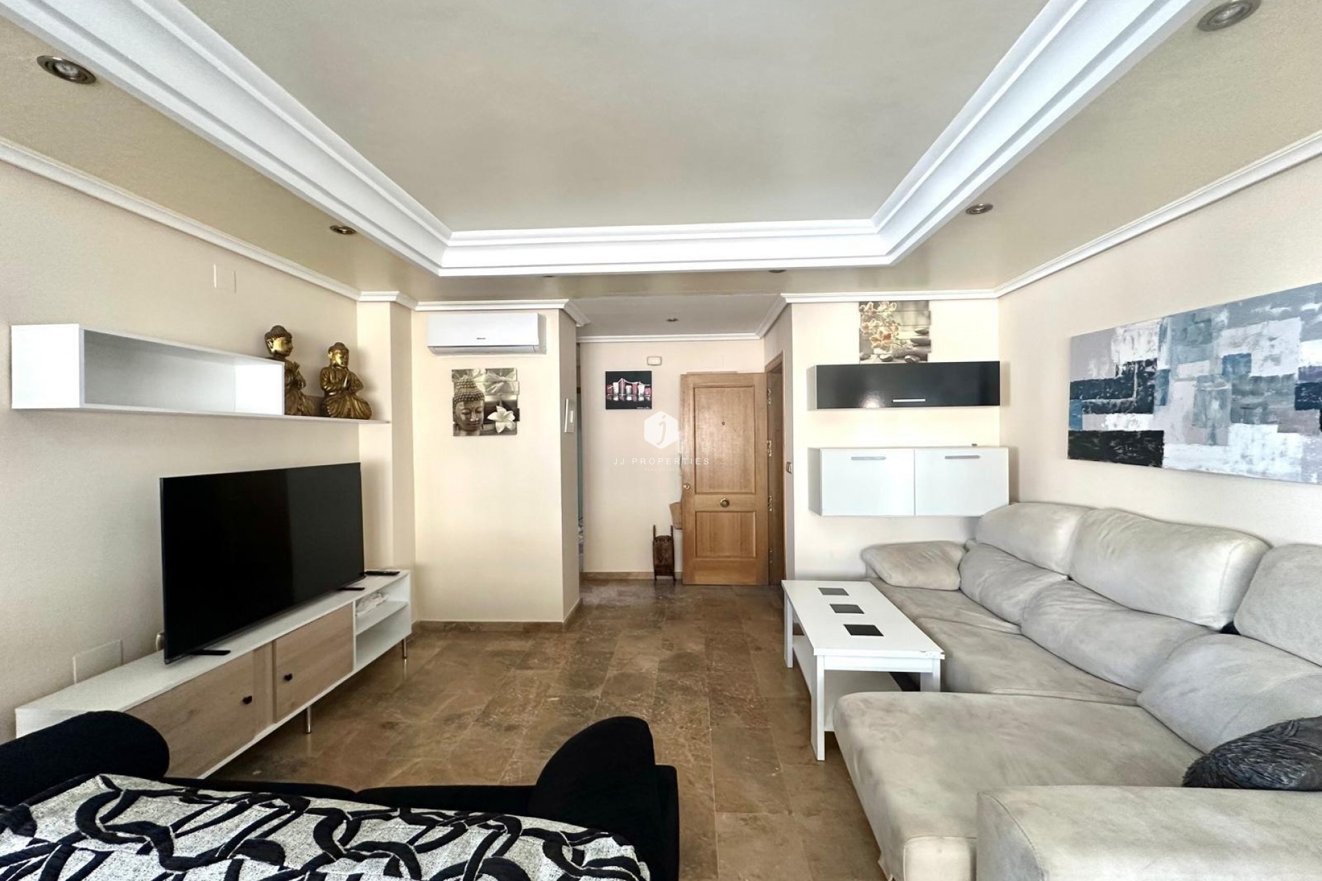 Segunda mano - Apartamento / piso -
Torrevieja
