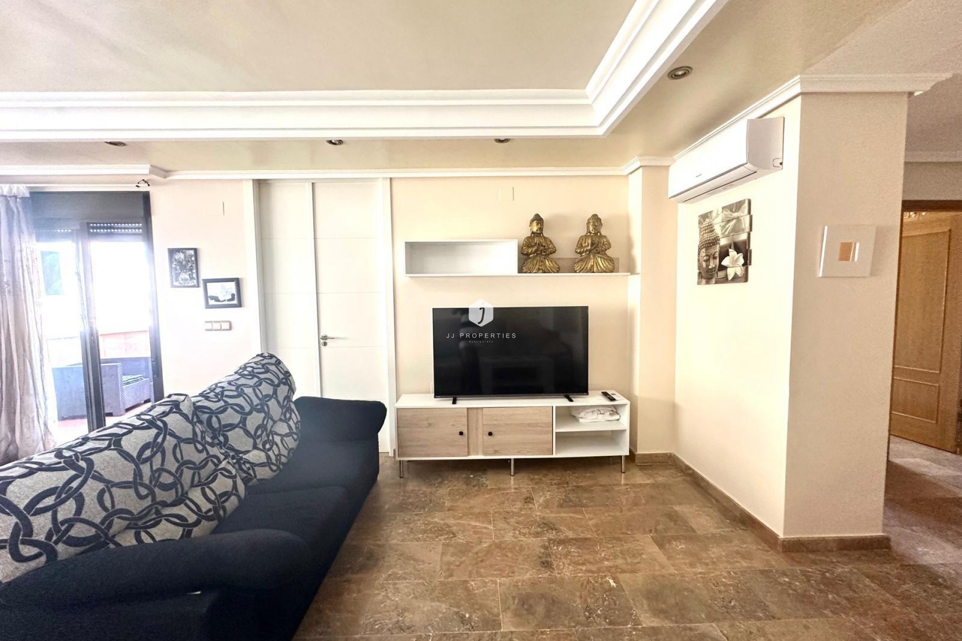 Segunda mano - Apartamento / piso -
Torrevieja