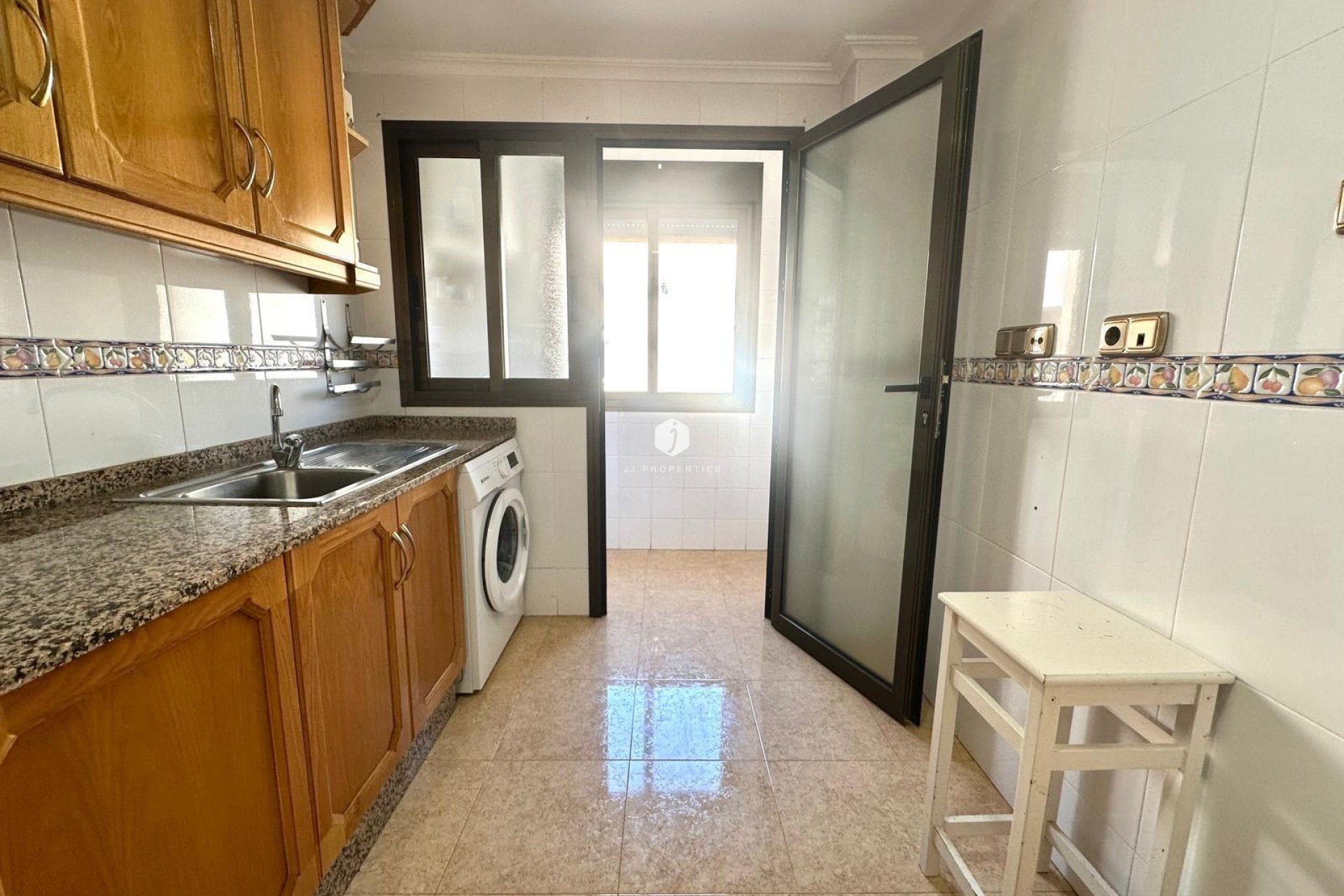 Segunda mano - Apartamento / piso -
Torrevieja