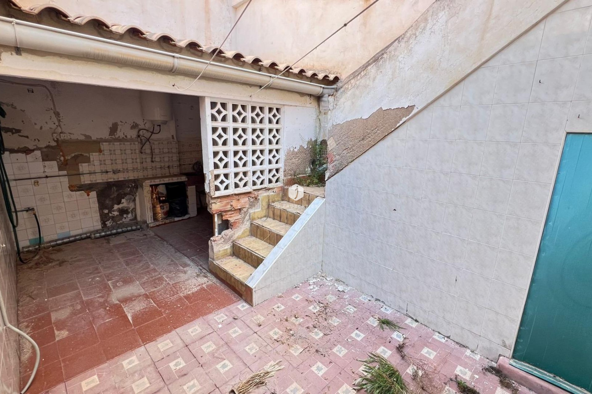Segunda mano - Apartamento / piso -
Torrevieja