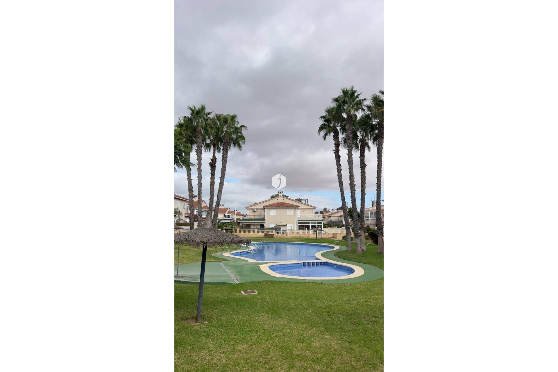 Segunda mano - Ático -
Orihuela Costa - La Zenia