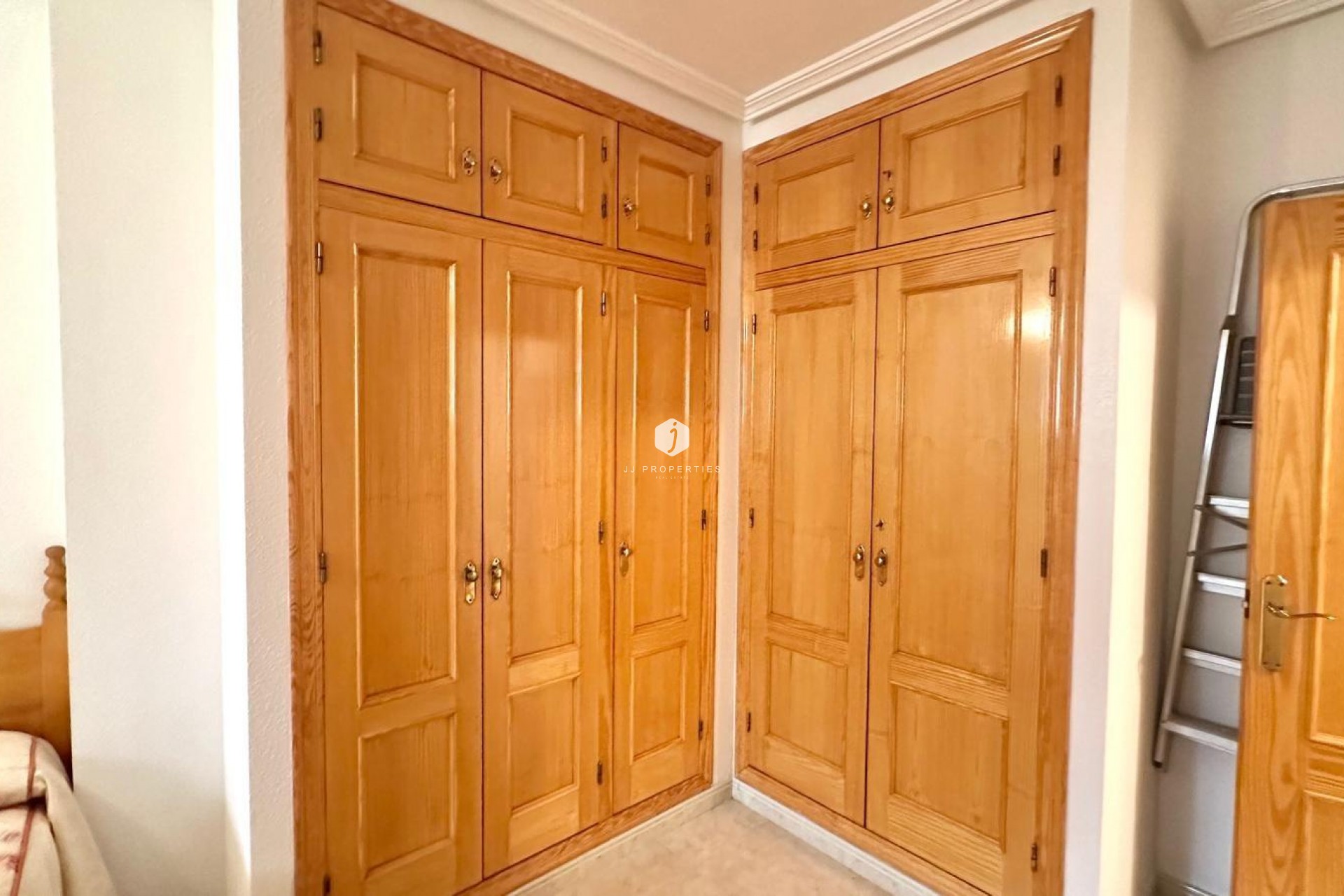 Segunda mano - Ático -
Torrevieja - Centro