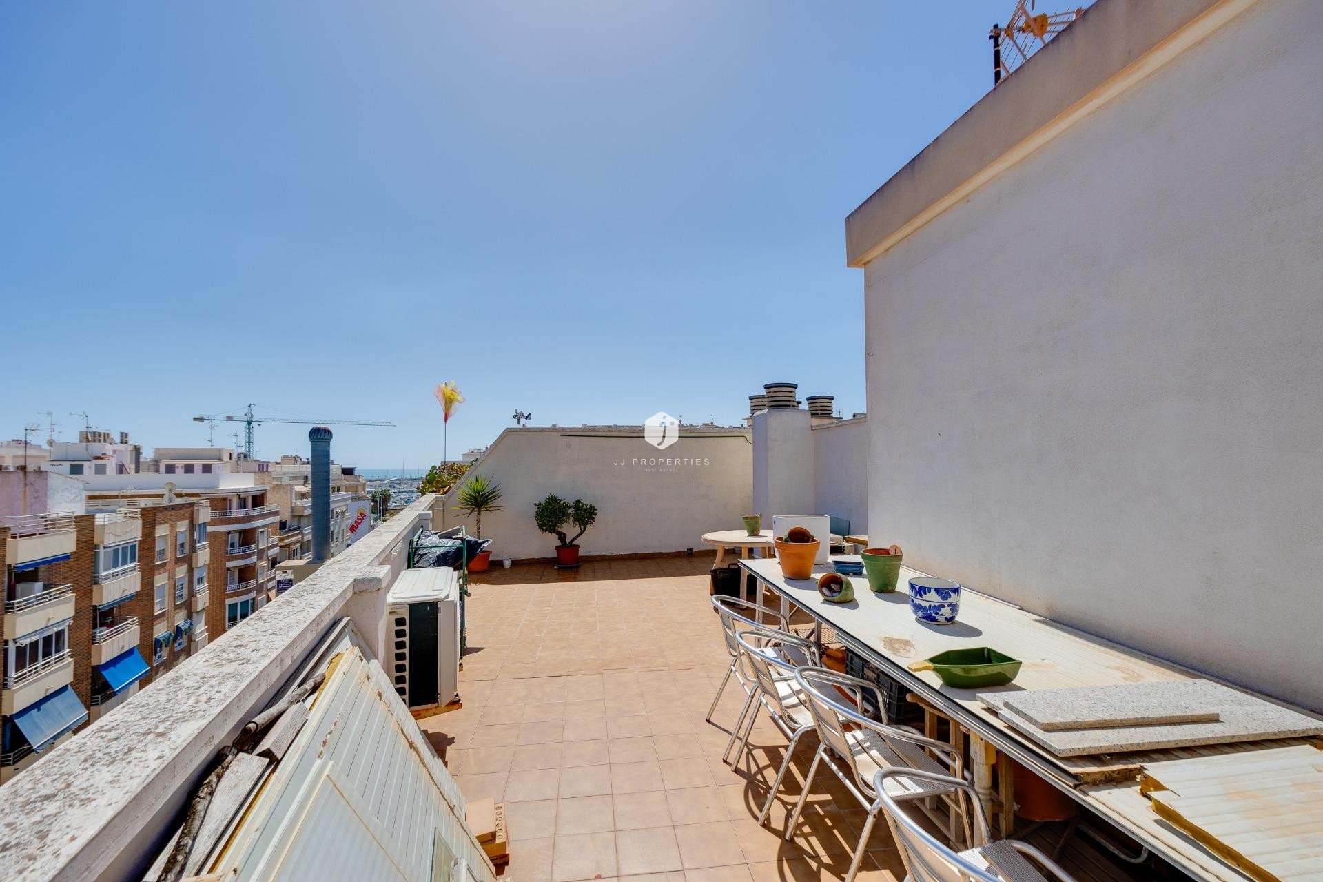 Segunda mano - Ático -
Torrevieja - Centro