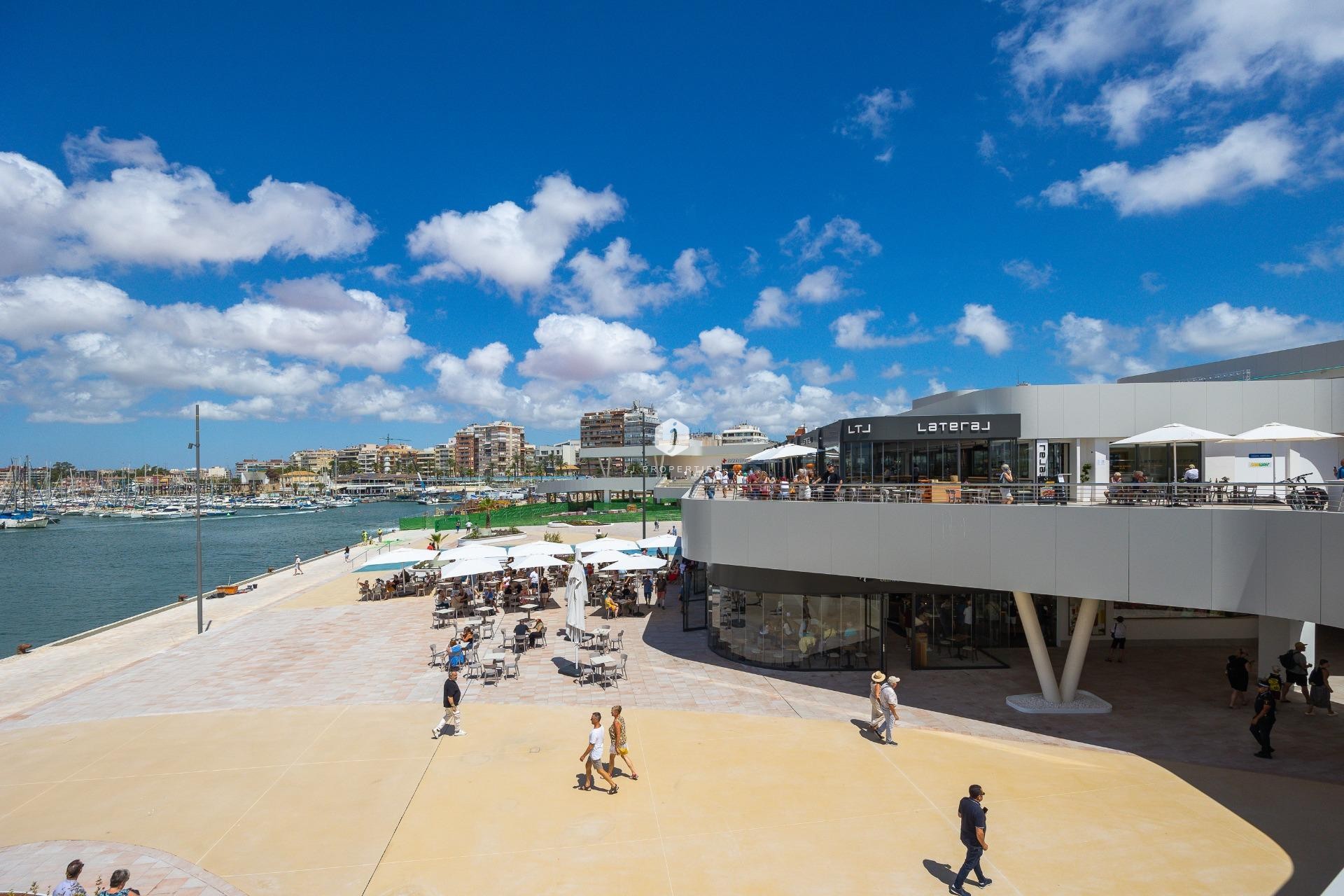 Segunda mano - Ático -
Torrevieja - Centro