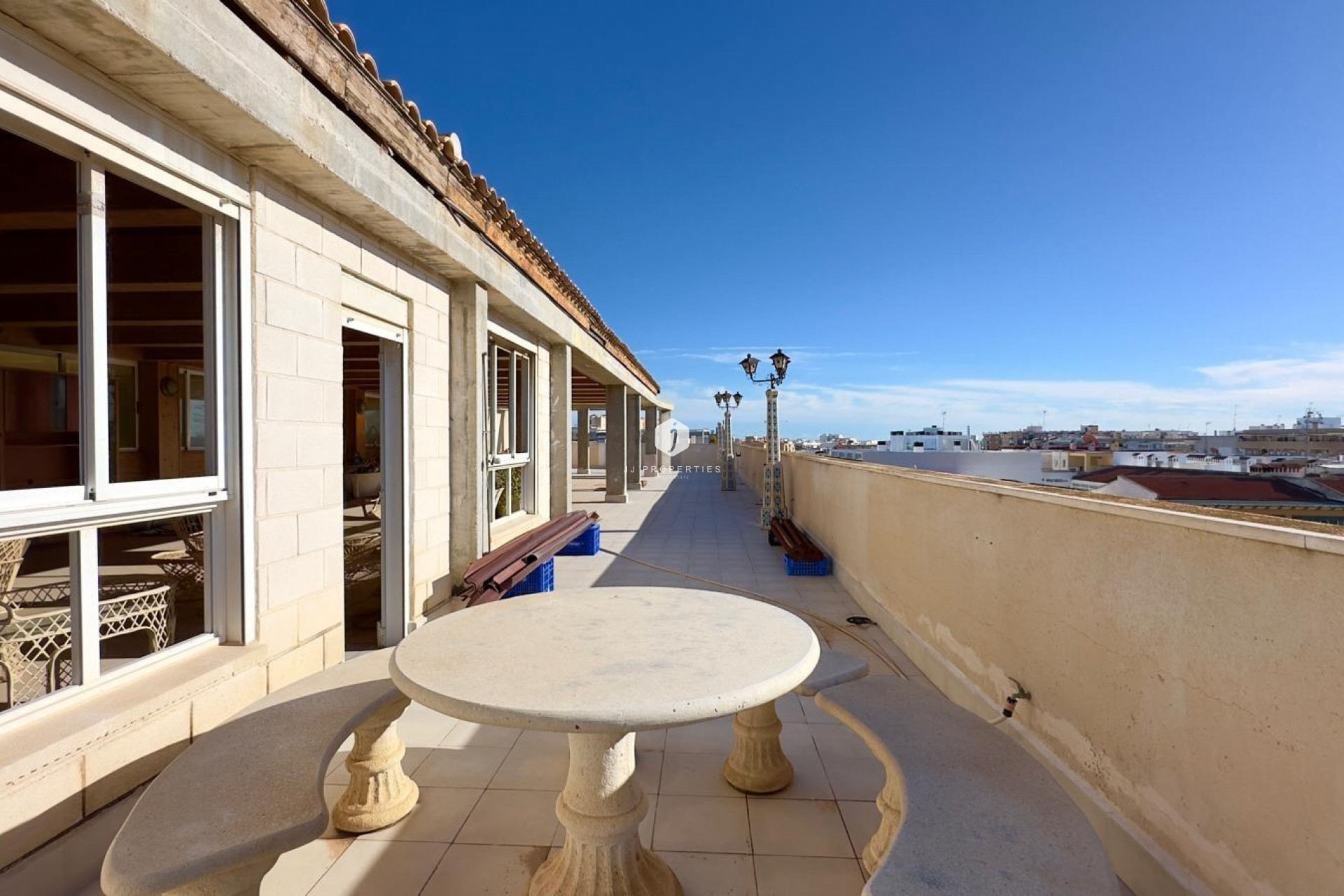 Segunda mano - Ático -
Torrevieja - Centro