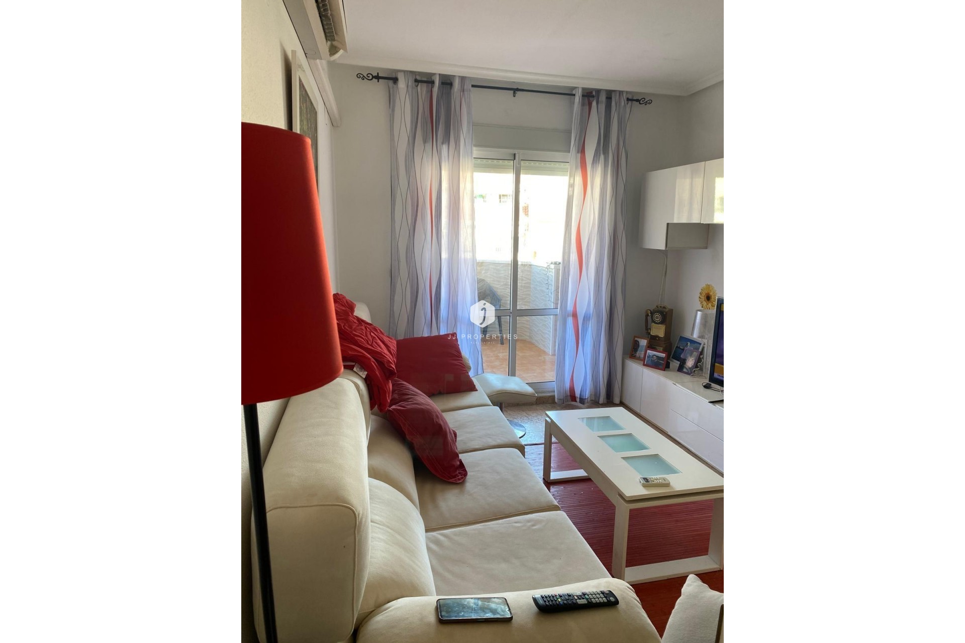 Segunda mano - Ático -
Torrevieja - Estacion de autobuses