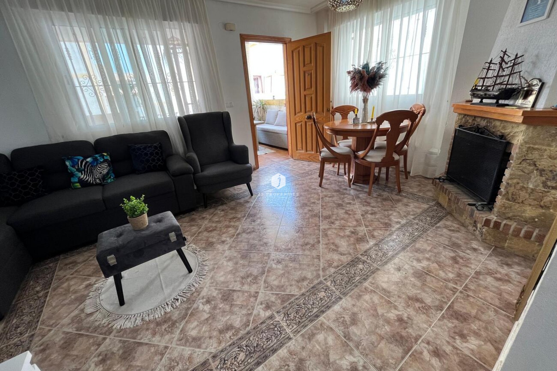 Segunda mano - Ático -
Torrevieja - La Florida