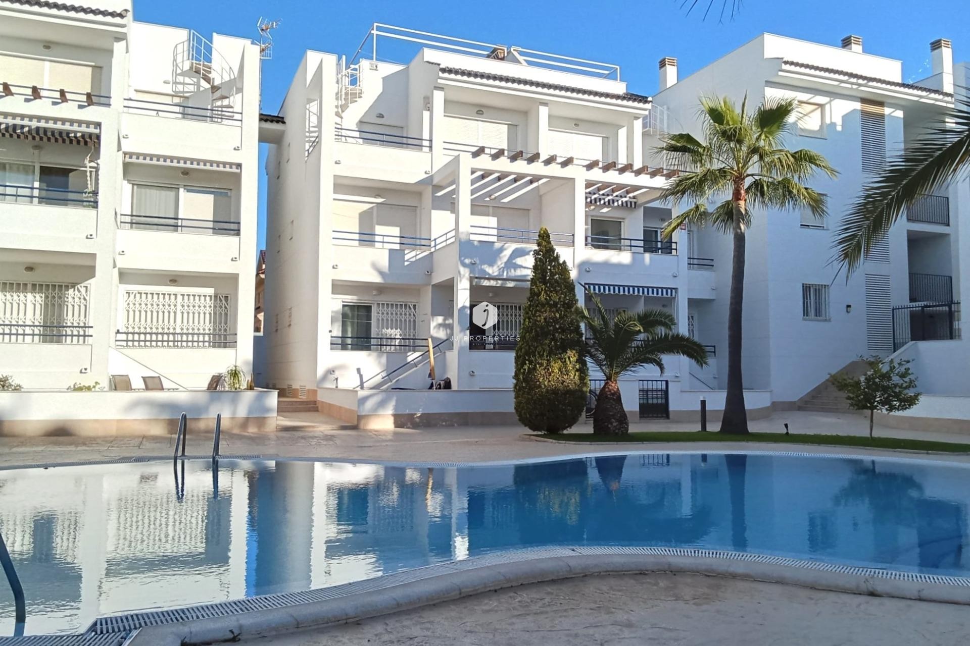 Segunda mano - Ático -
Torrevieja - La veleta