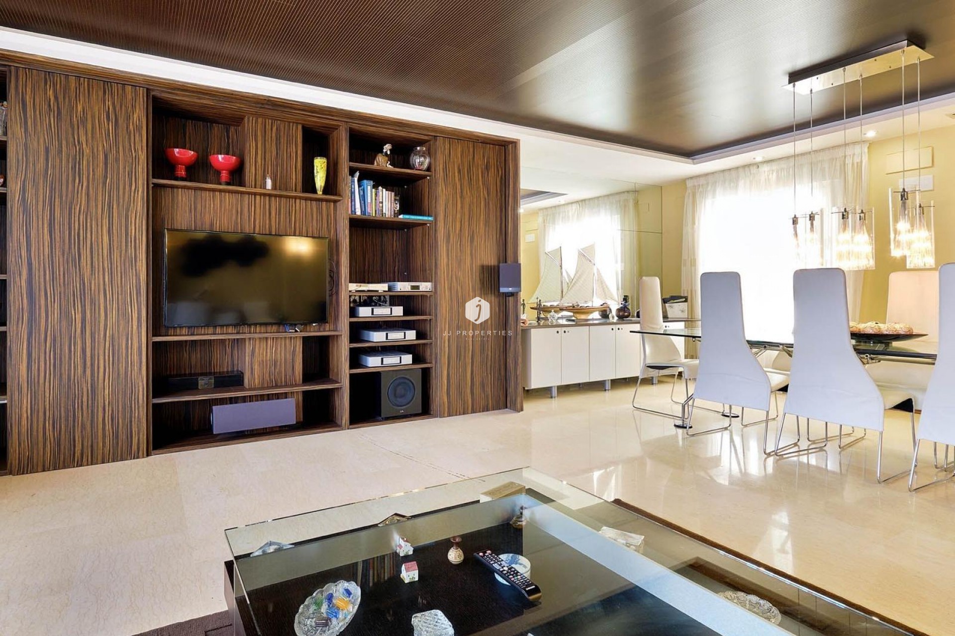 Segunda mano - Ático -
Torrevieja