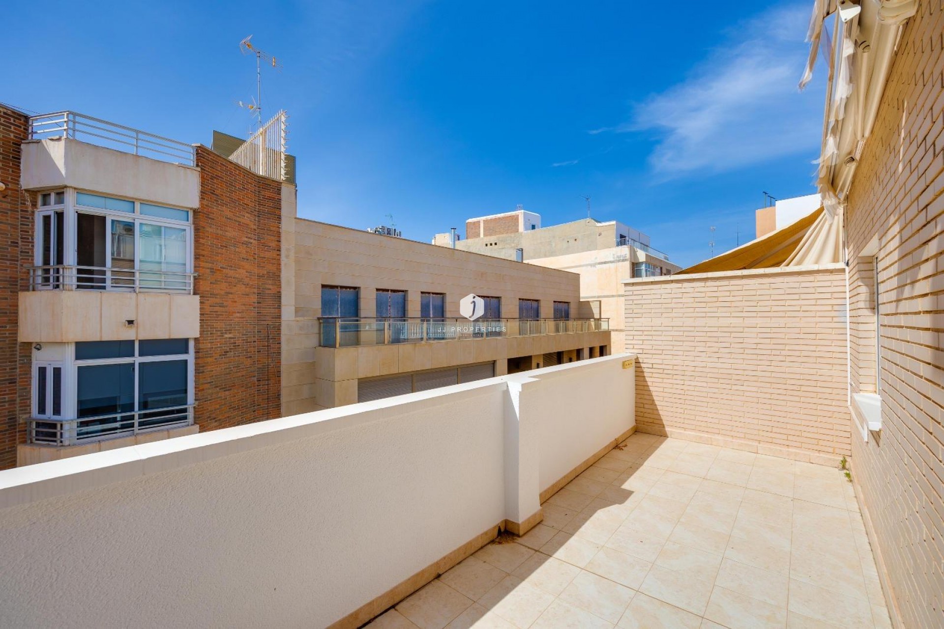 Segunda mano - Ático -
Torrevieja