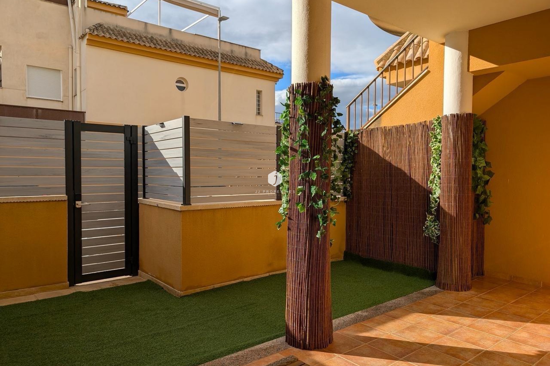 Segunda mano - Bungalow -
Benejúzar