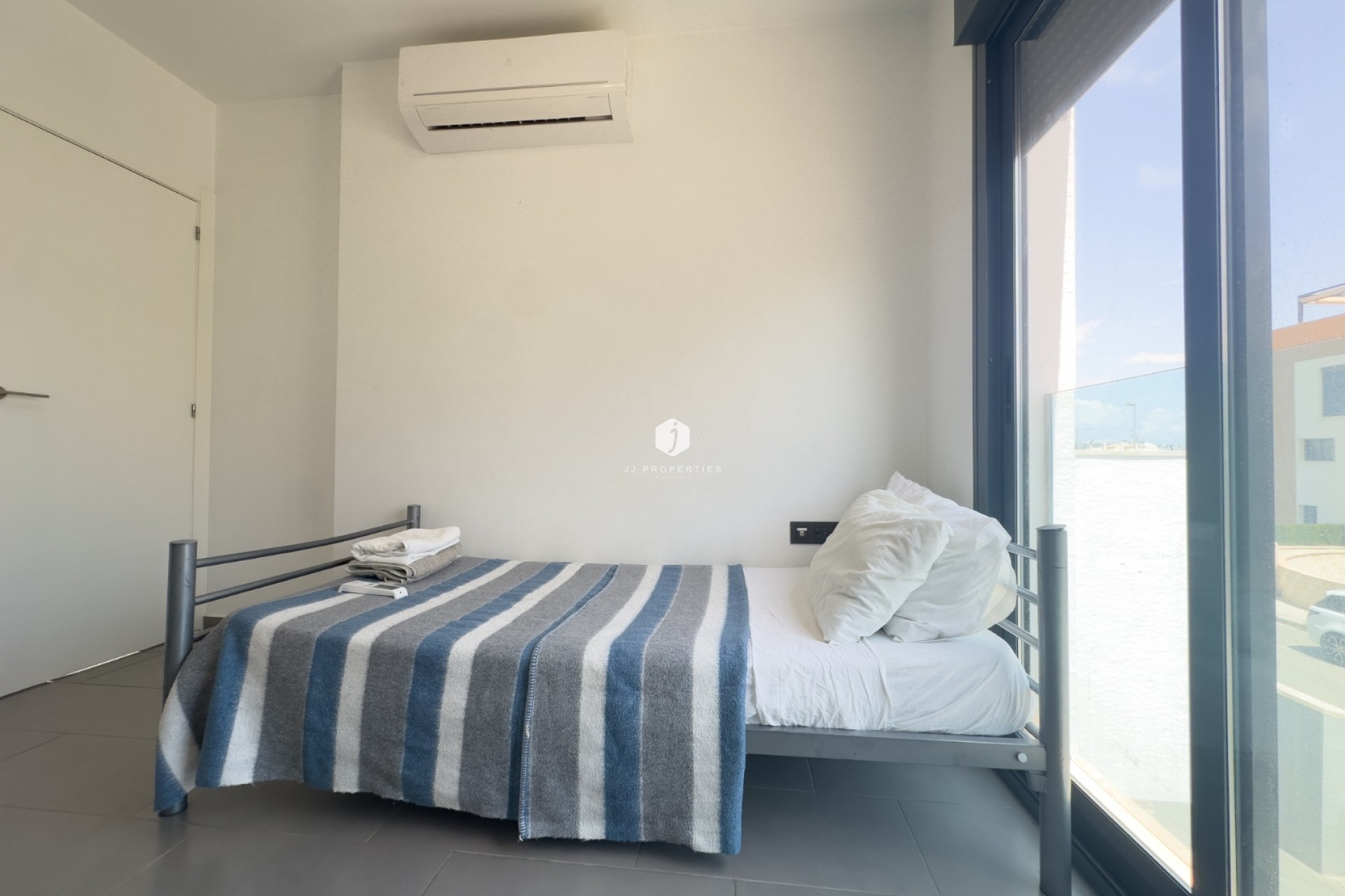 Segunda mano - Bungalow -
La Zenia - Costa Blanca