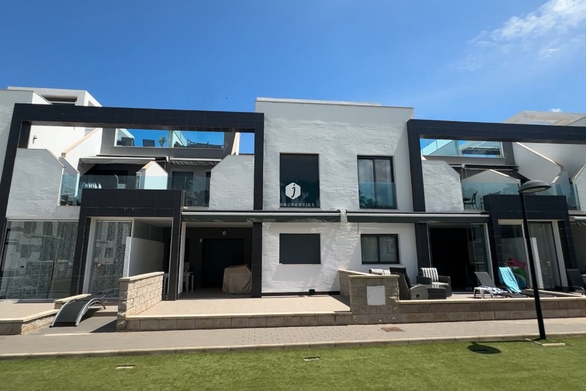 Segunda mano - Bungalow -
La Zenia - Costa Blanca