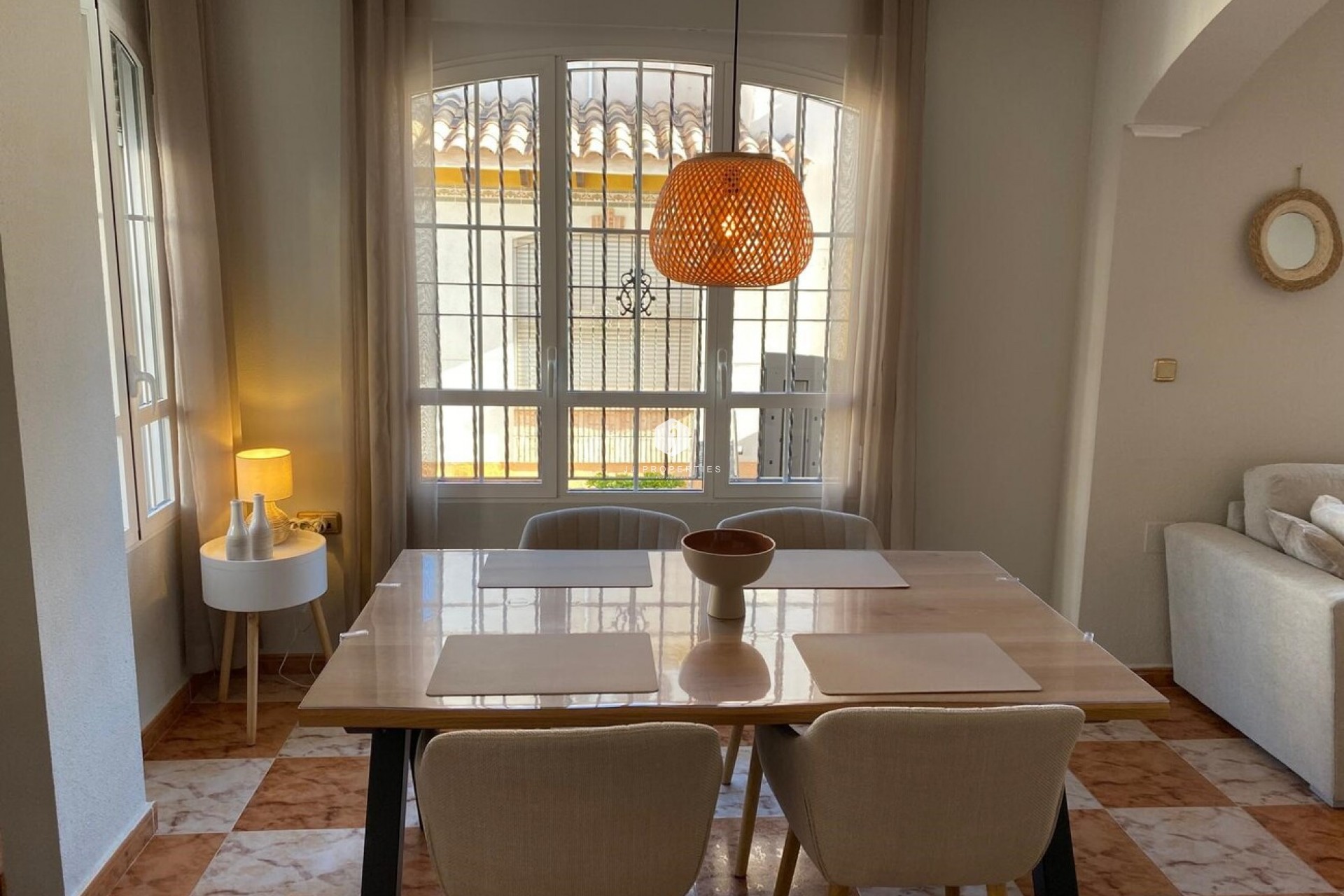 Segunda mano - Bungalow -
Lomas de Caboroig - Costa Blanca