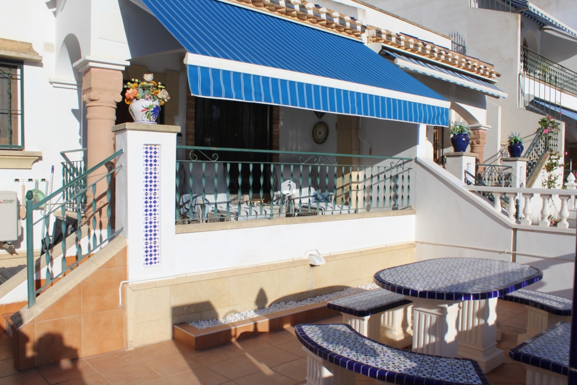 Segunda mano - Bungalow -
Orihuela Costa - Costa Blanca