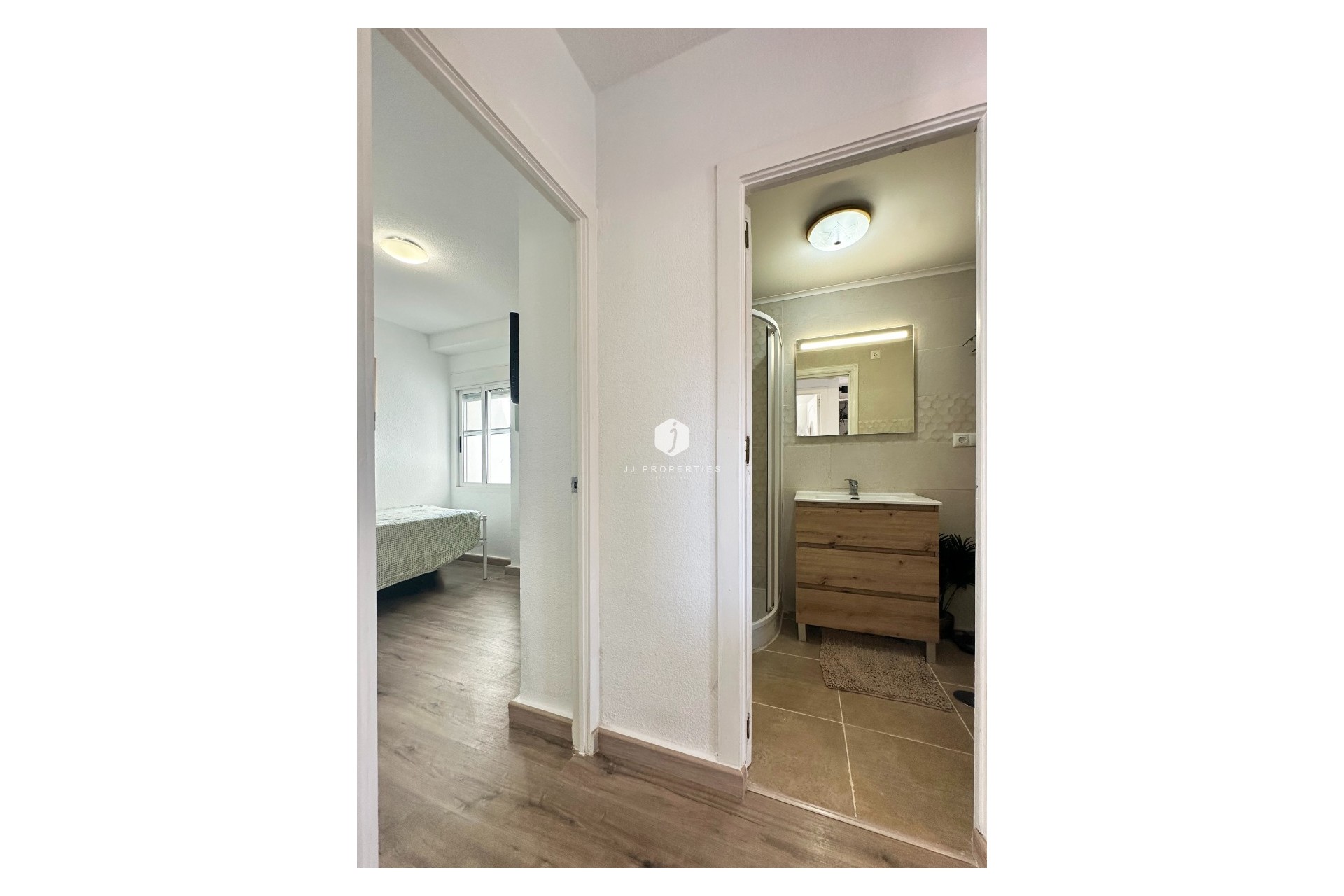 Segunda mano - Bungalow -
Orihuela Costa - Costa Blanca