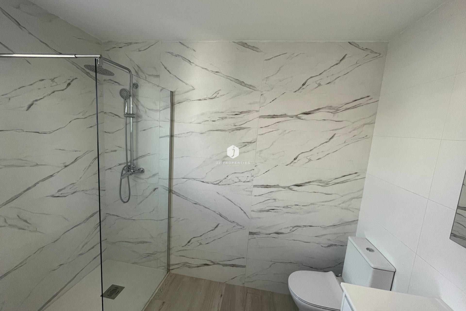 Segunda mano - Bungalow -
Orihuela Costa - La Regia