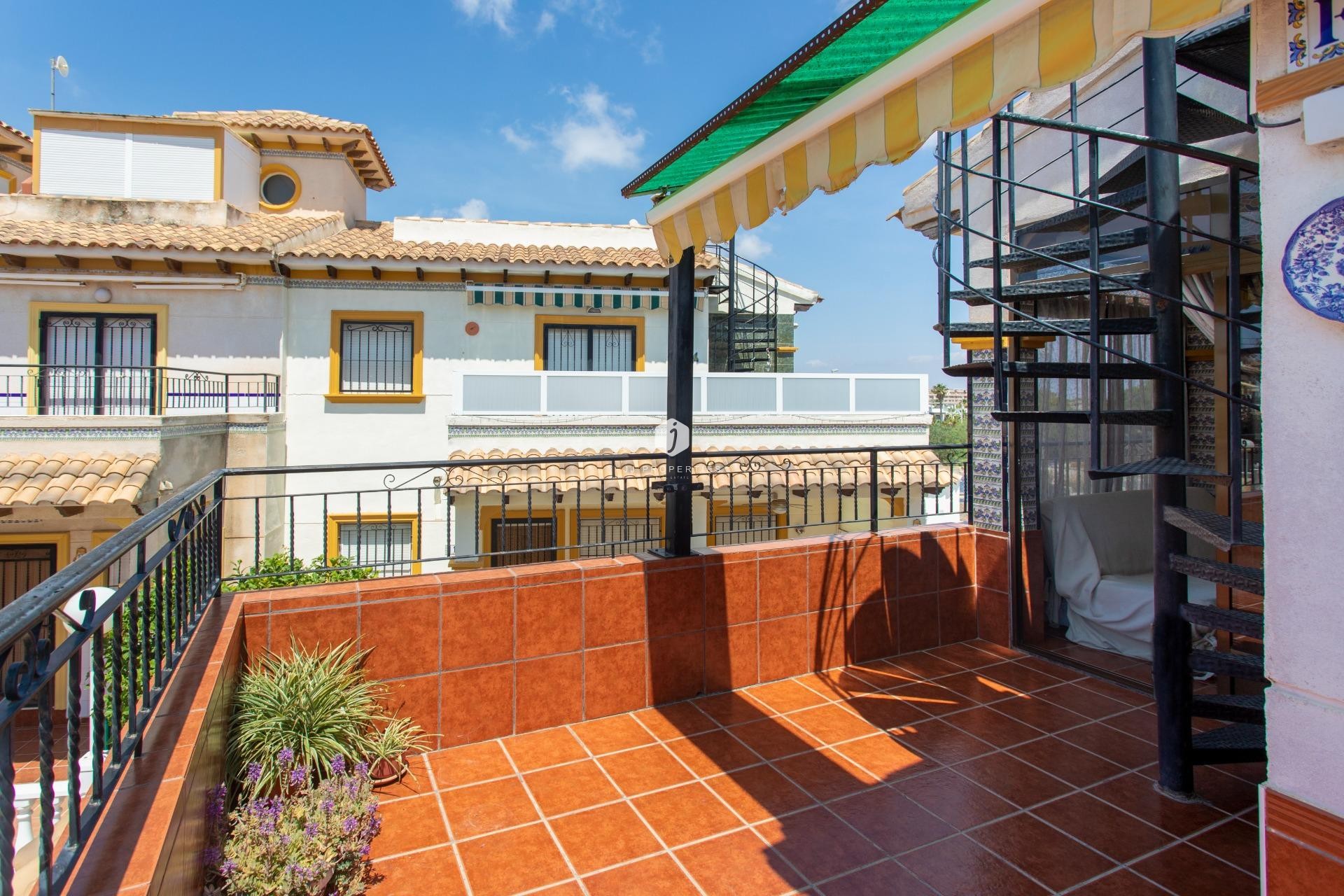 Segunda mano - Bungalow -
Orihuela Costa - Punta Prima