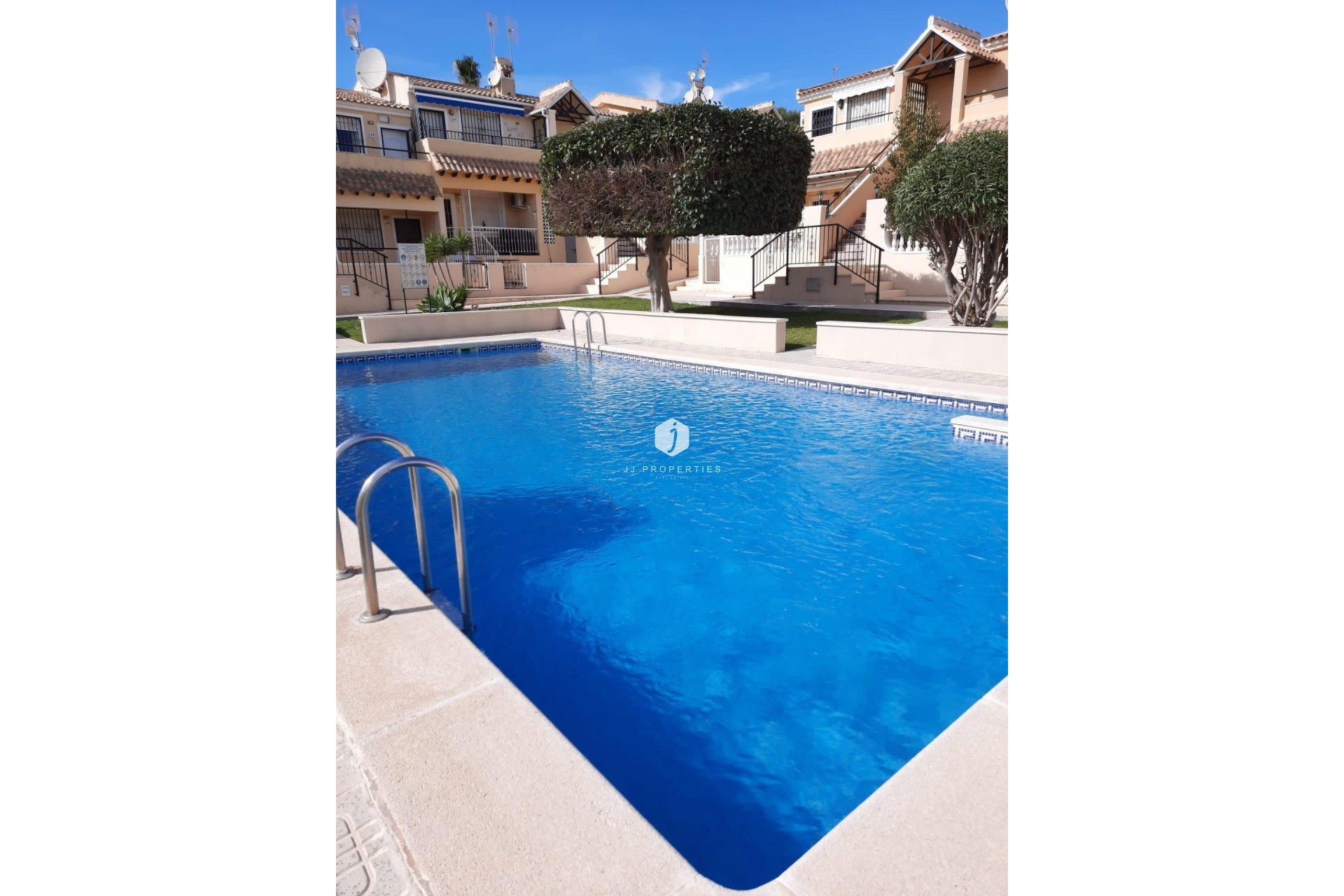 Segunda mano - Bungalow -
San Miguel de Salinas - Costa Blanca Sur
