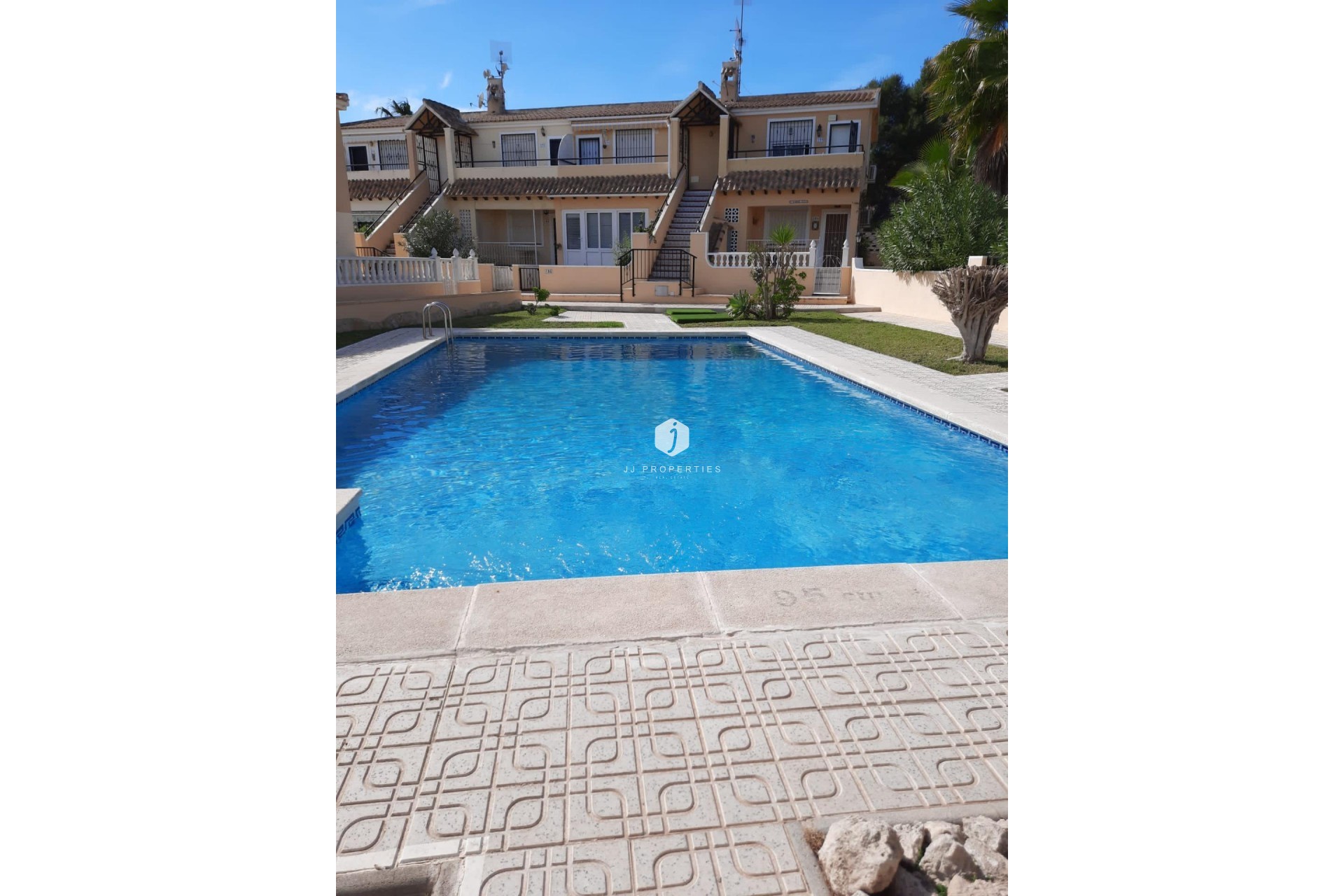 Segunda mano - Bungalow -
San Miguel de Salinas - Costa Blanca Sur