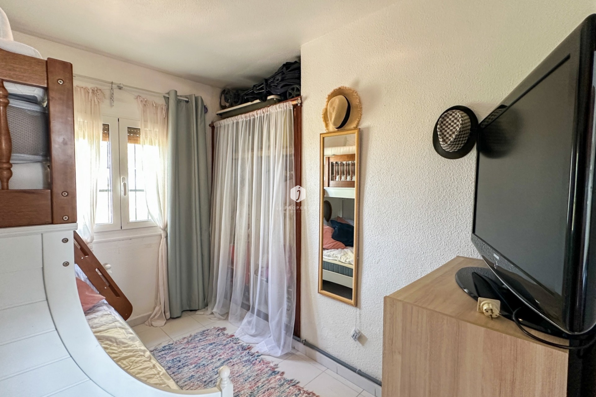Segunda mano - Bungalow -
San Miguel de Salinas - Inland