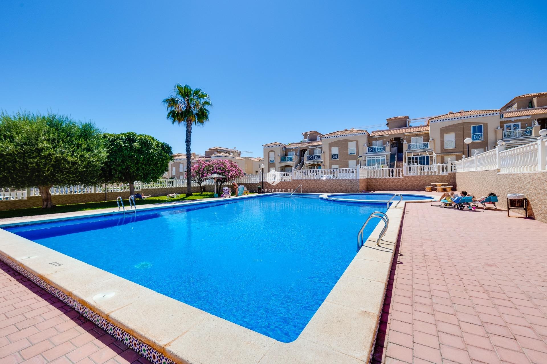 Segunda mano - Bungalow -
Torrevieja - Aguas Nuevas 1