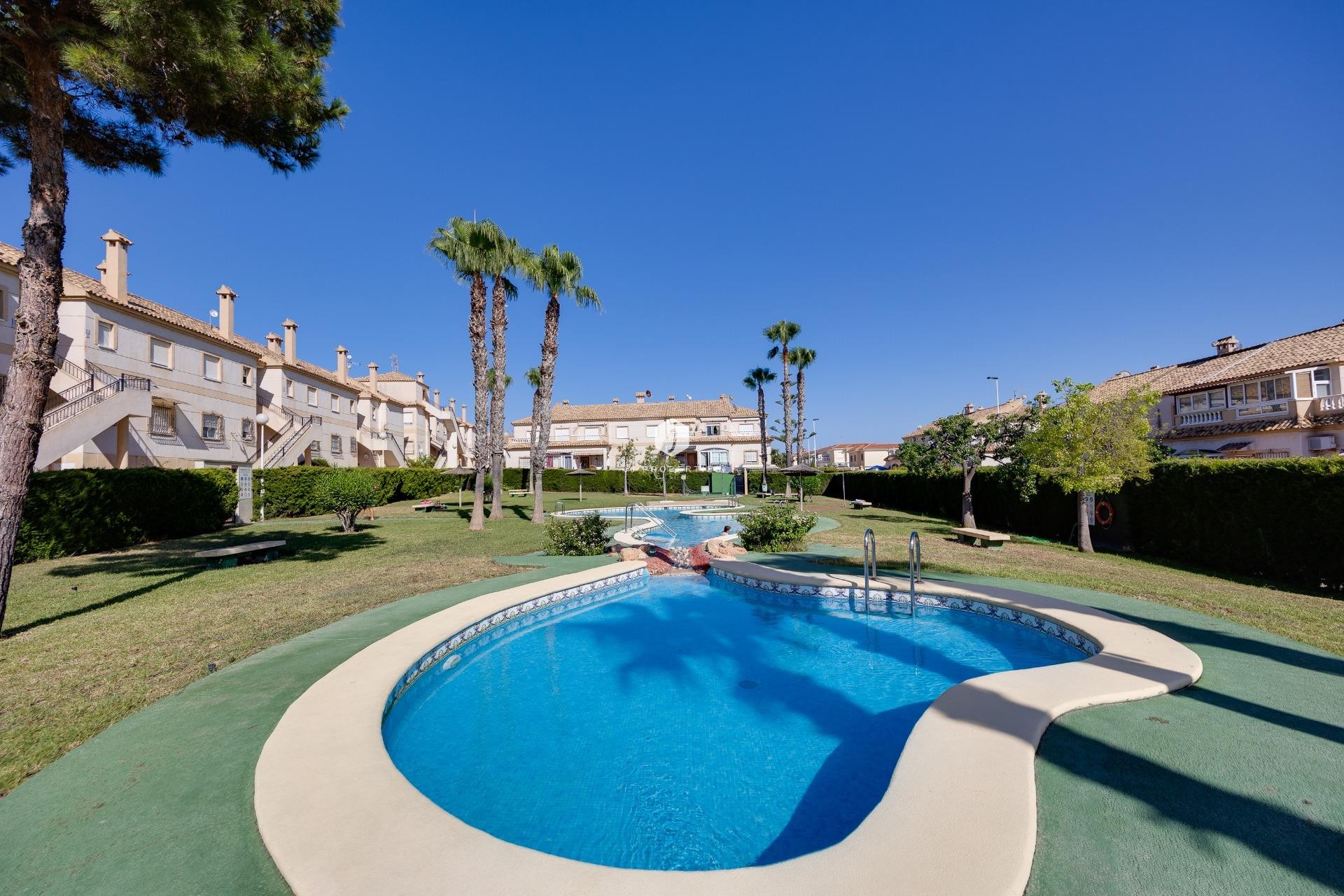 Segunda mano - Bungalow -
Torrevieja - aguas nuevas