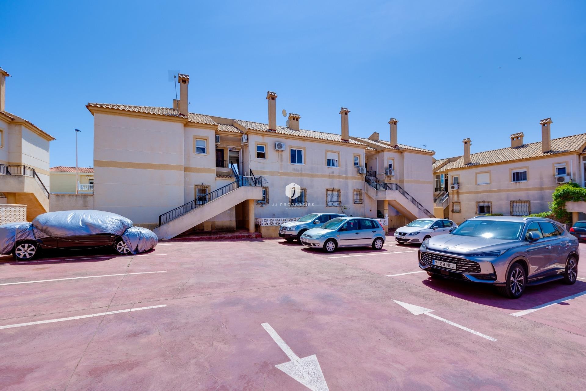 Segunda mano - Bungalow -
Torrevieja - aguas nuevas