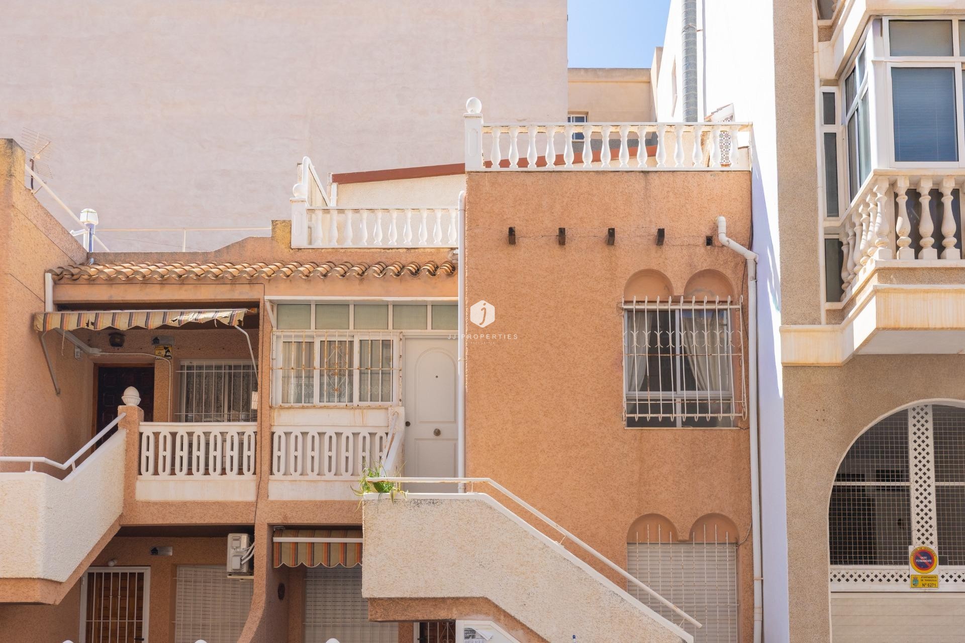 Segunda mano - Bungalow -
Torrevieja - Centro