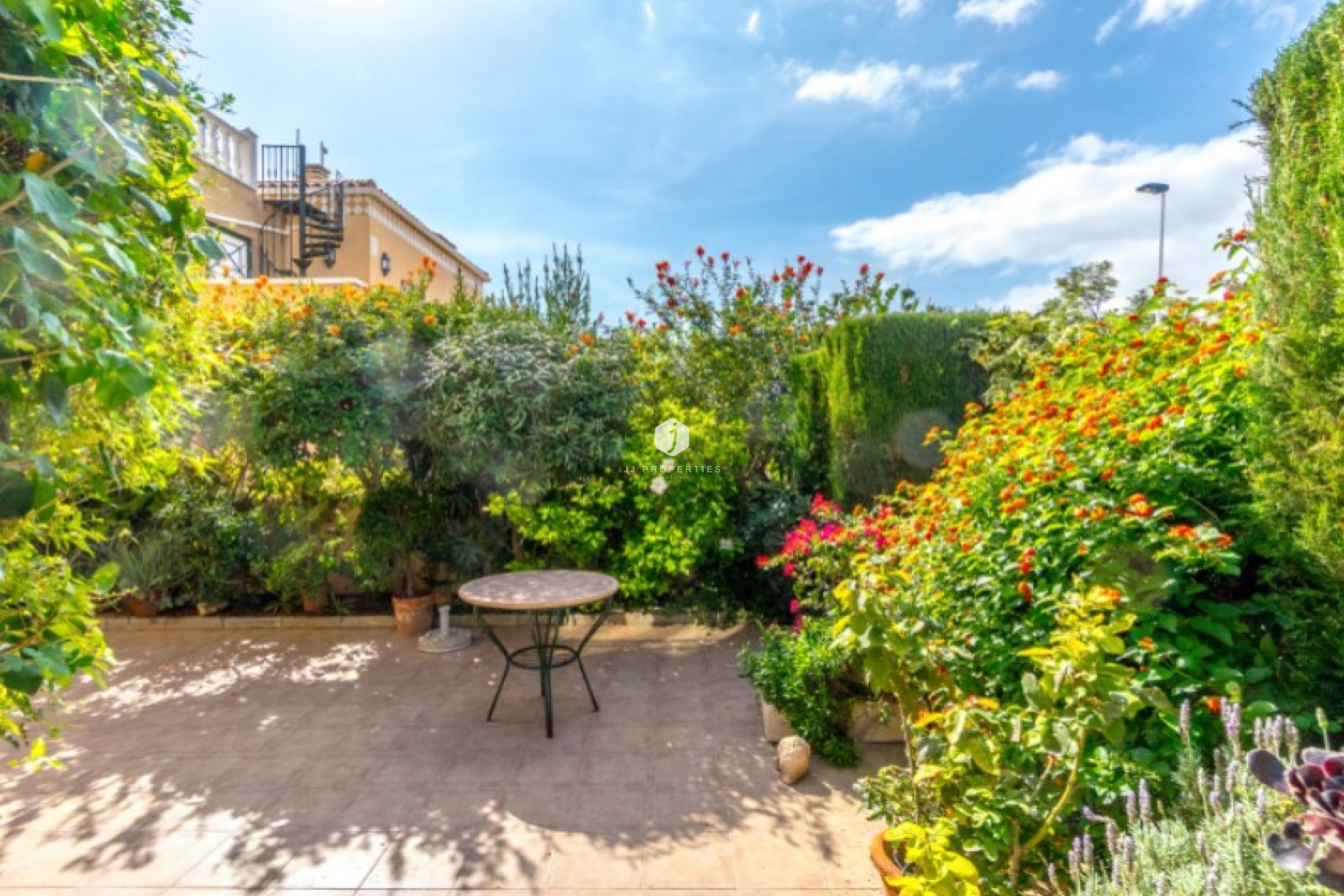 Segunda mano - Bungalow -
Torrevieja - Costa Blanca