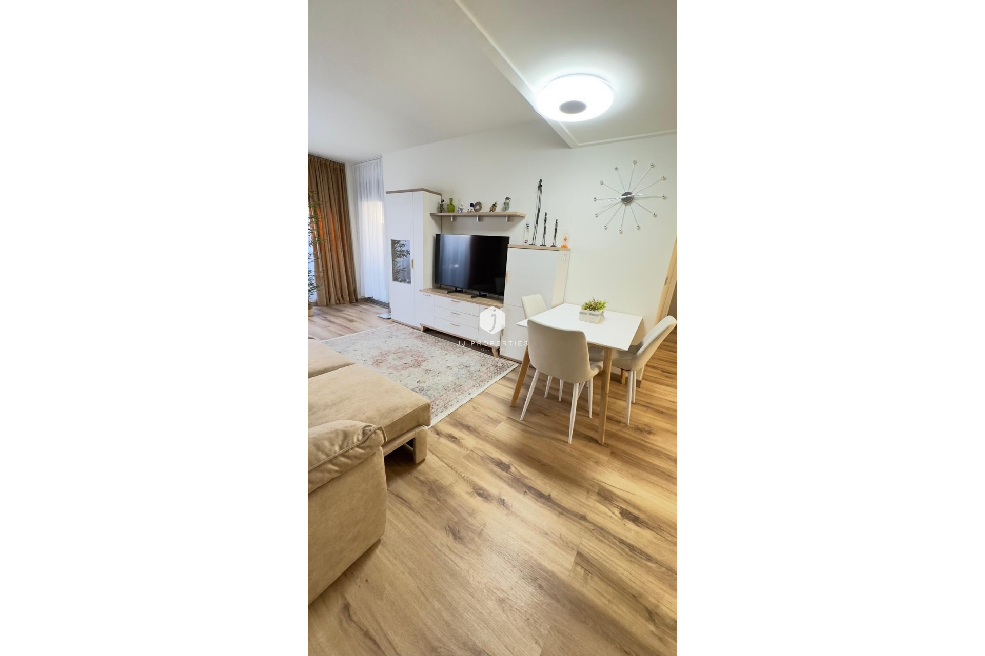 Segunda mano - Bungalow -
Torrevieja - Costa Blanca