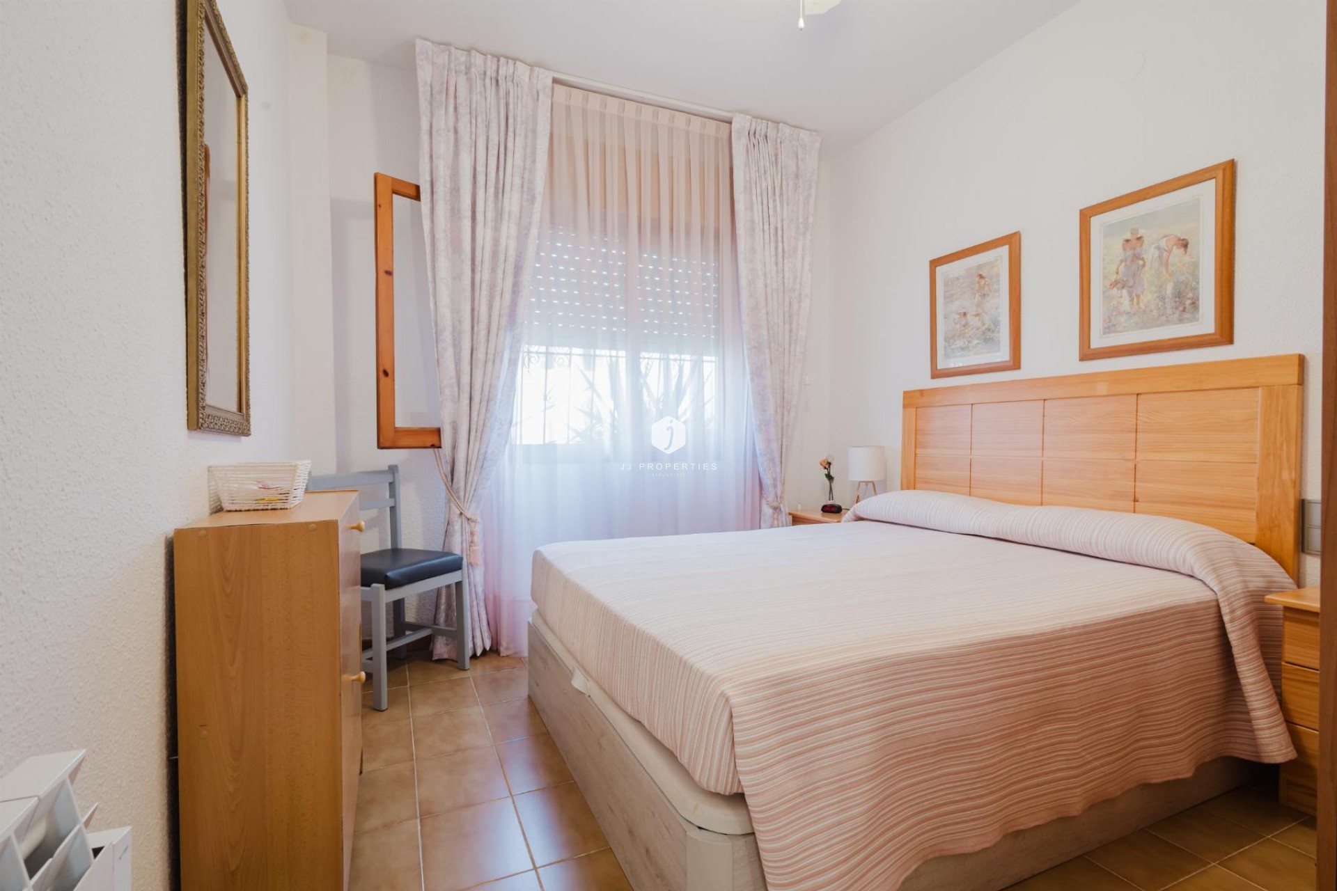 Segunda mano - Bungalow -
Torrevieja - Costa Blanca