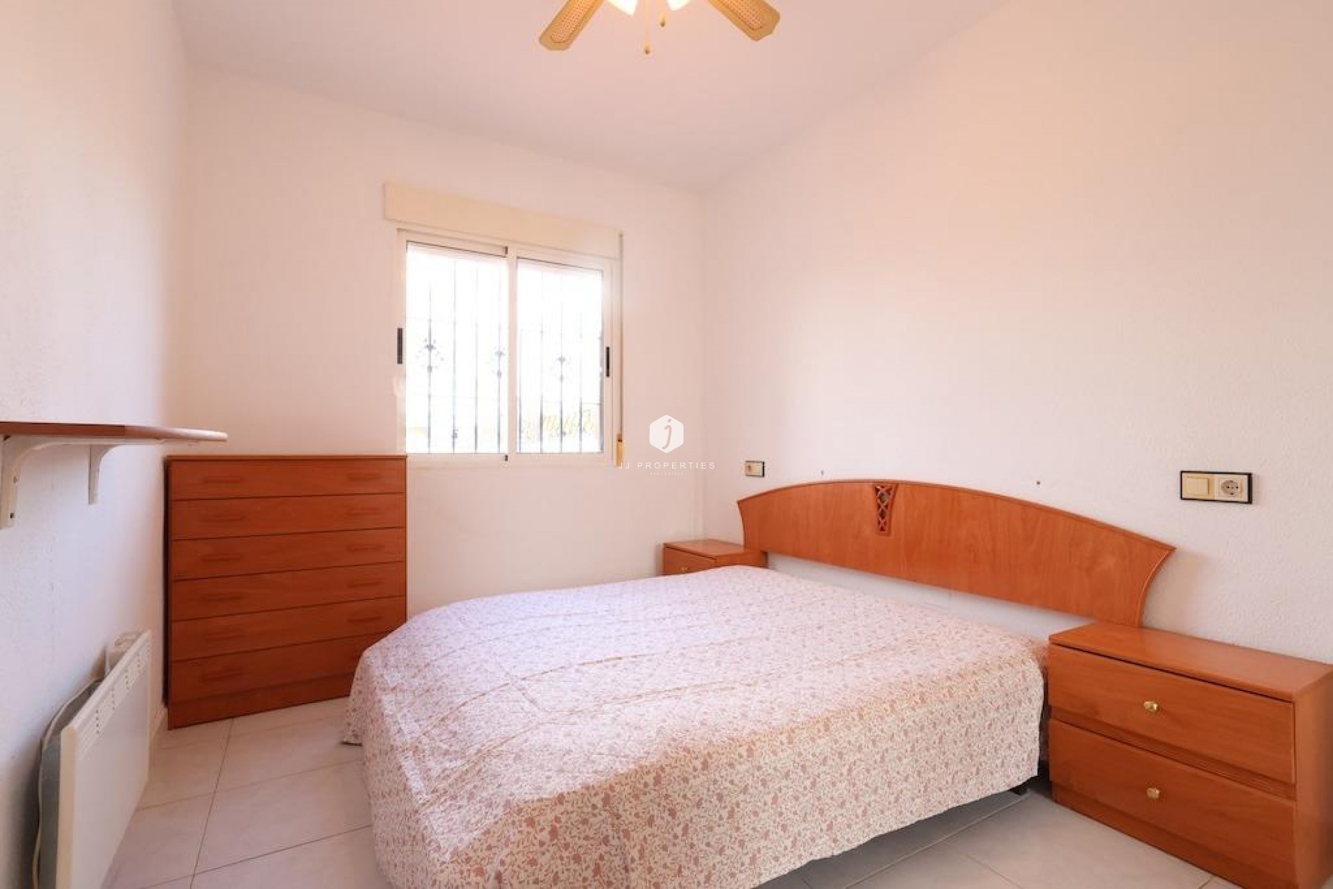Segunda mano - Bungalow -
Torrevieja - Costa Blanca